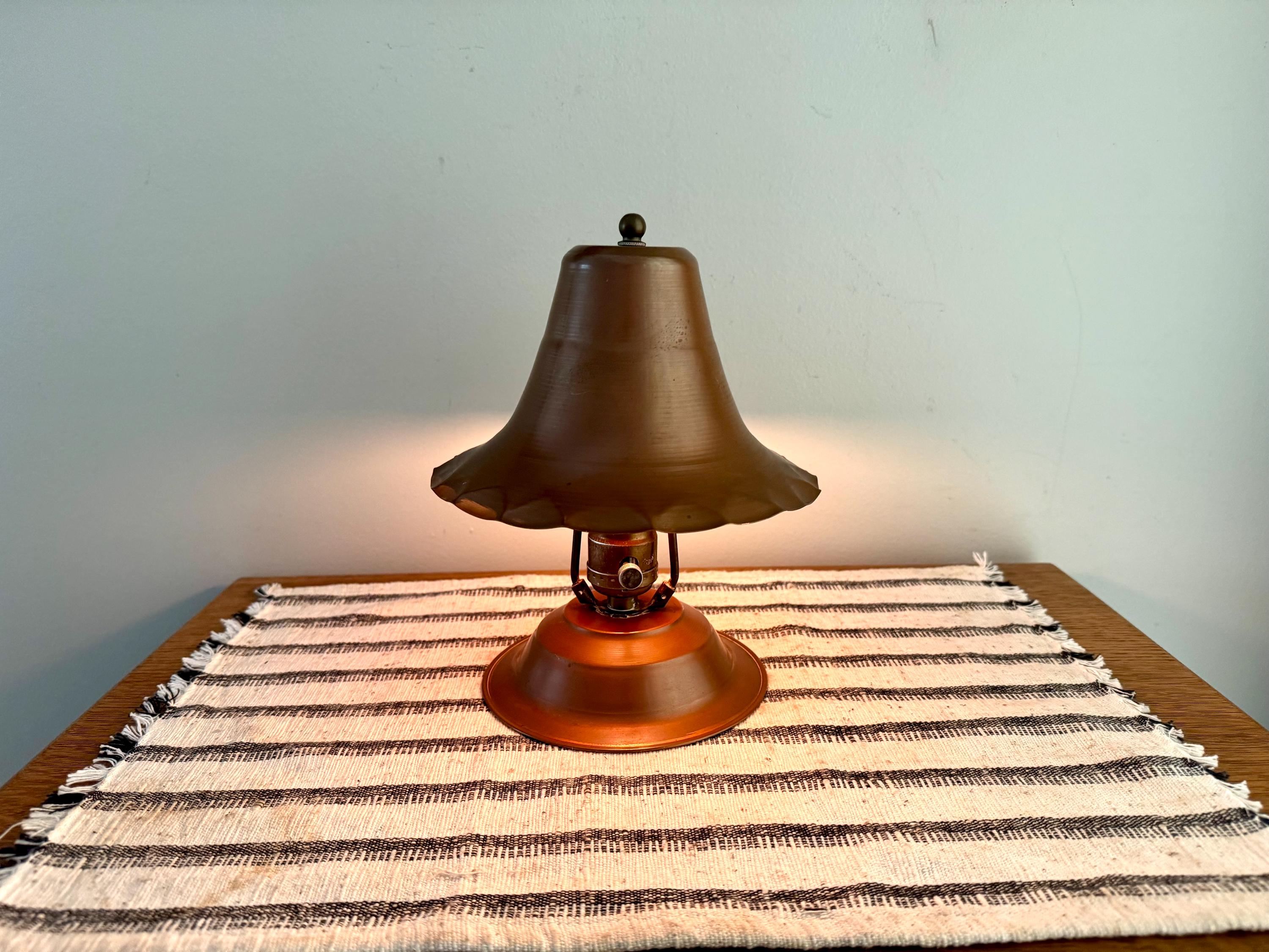 Vtg Small Copper Arts & Crafts Lamp | Small Bell Shaped Copper Lamp | Copper Brass Desk Lamp | Arts and Crafts Copper Desk Lamp