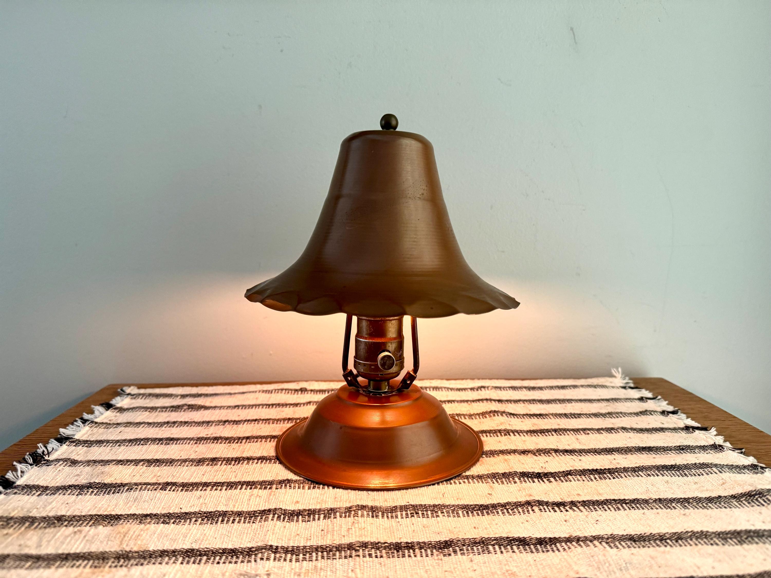 Vtg Small Copper Arts & Crafts Lamp | Small Bell Shaped Copper Lamp | Copper Brass Desk Lamp | Arts and Crafts Copper Desk Lamp