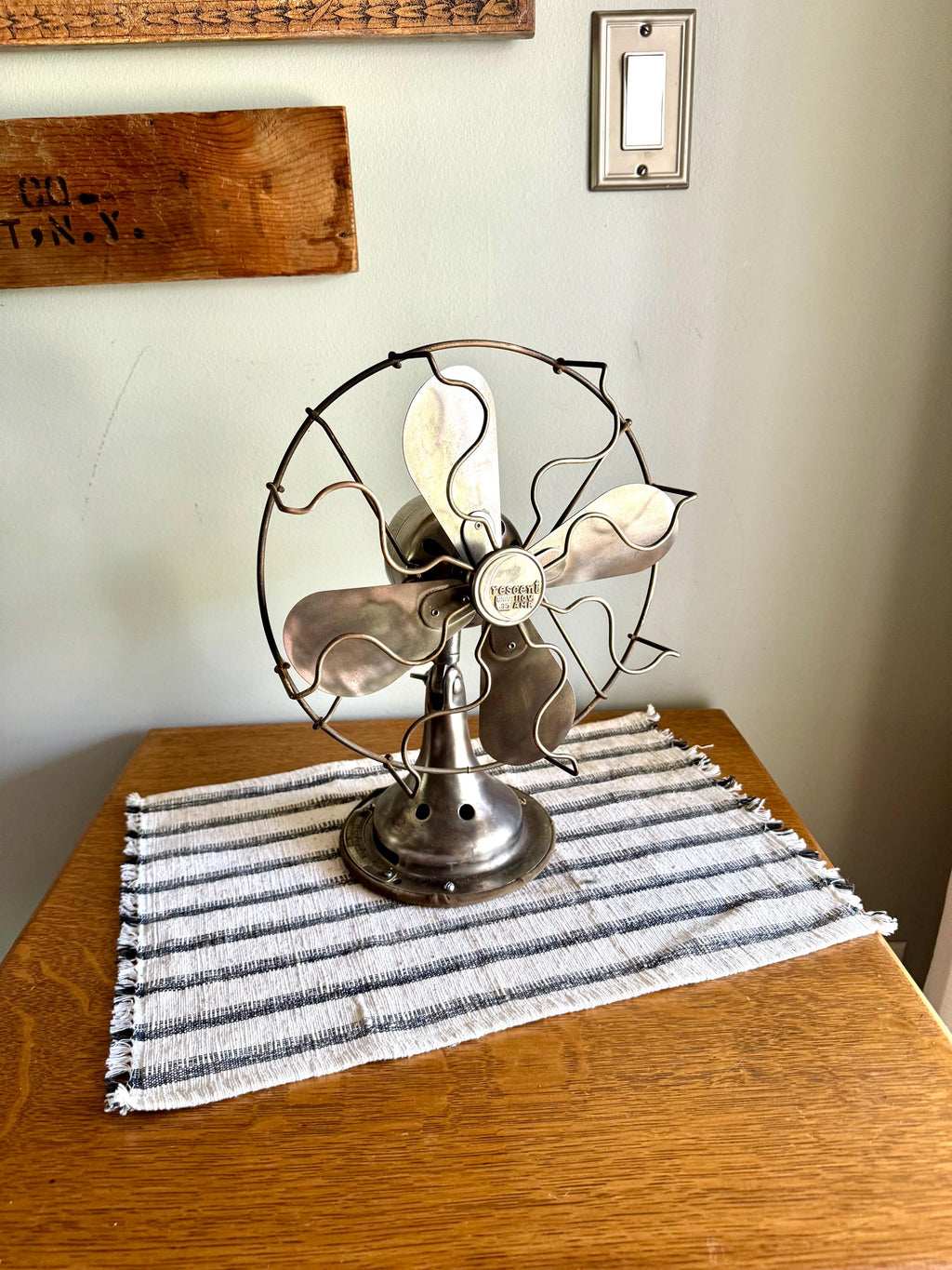 Vtg Non Running Crescent Fan | Metal Blade Display Fan | Metal Gage Antique Fan | Metal Cage Decor Fan | Unwired Metal Caged Fan