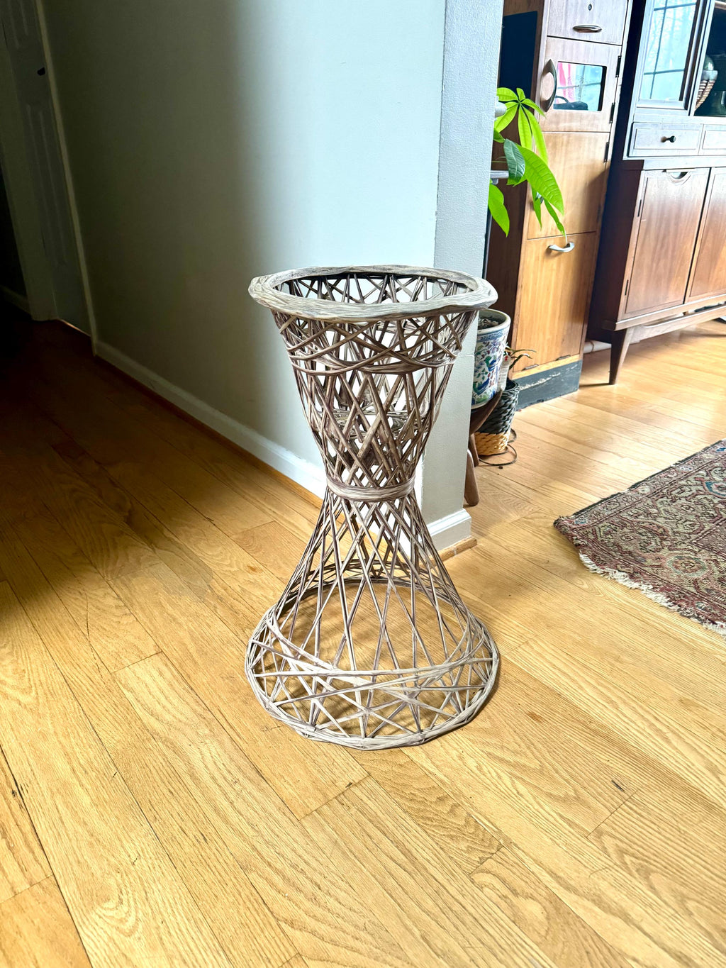 Vtg Russell Woodard Spun Fiberglass Planter | Mid Century Spun Fiberglass Plant Stand | Bohemian Fiberglass Planter Holder