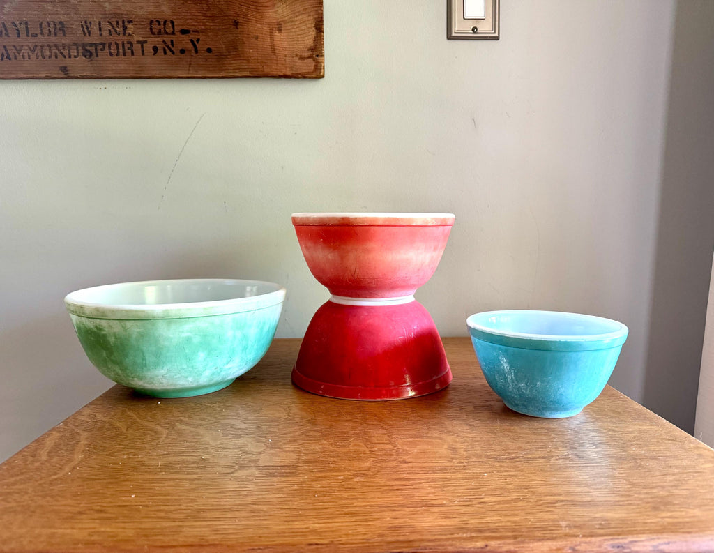 Vtg Set of Faded Pyrex Mixing Bowls | Distressed Pyrex Mixing Bowls | Green, Red and Blue Pyrex Bowls | Faded Finish Pyrex Bowls