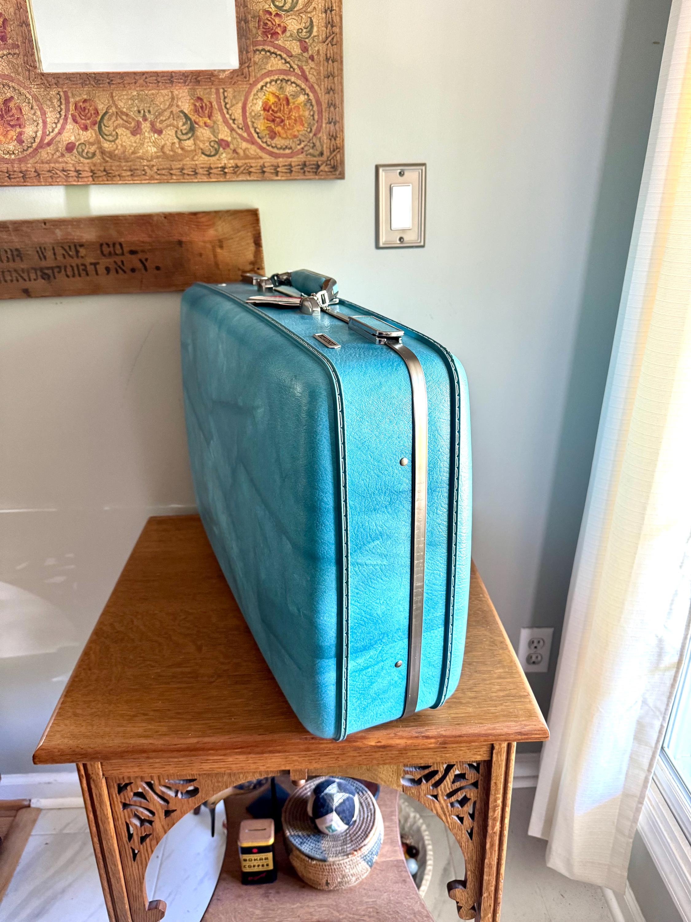 Vtg American Tourister Turquoise Marbled Luggage| American Tourister Suitcase| Medium Size A/T Escort Suitcase | Turquoise Blue Suitcase