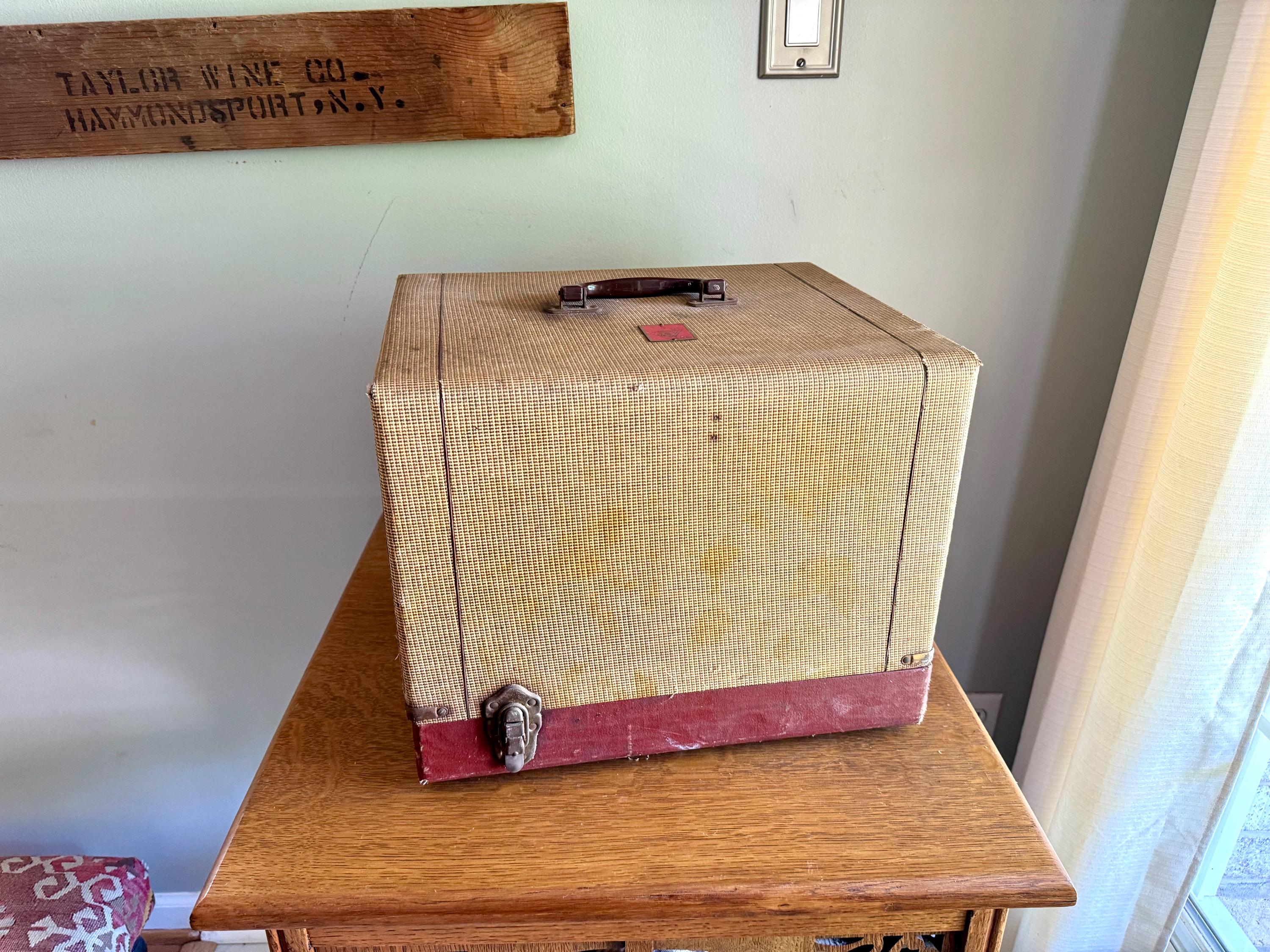 Vtg Blue TDC Vivid Mainliner 300 Slide Projector in Case | Blue Three Dimensional Co. Slide Projector | Selectron Semimatic Projector