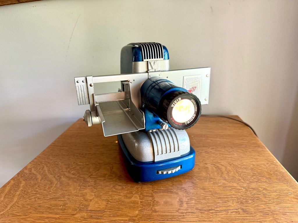 Vtg Blue TDC Vivid Mainliner 300 Slide Projector in Case | Blue Three Dimensional Co. Slide Projector | Selectron Semimatic Projector