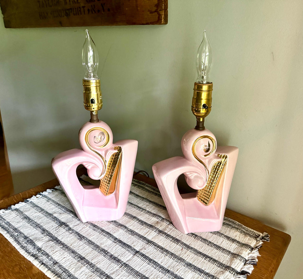 Vintage Pair of Mid Century Ceramic Lamp | MCM Table Lamps | Matching Pink and Gold Desk Lamps | Art Deco Night Stand Lamps | Pink and Gold