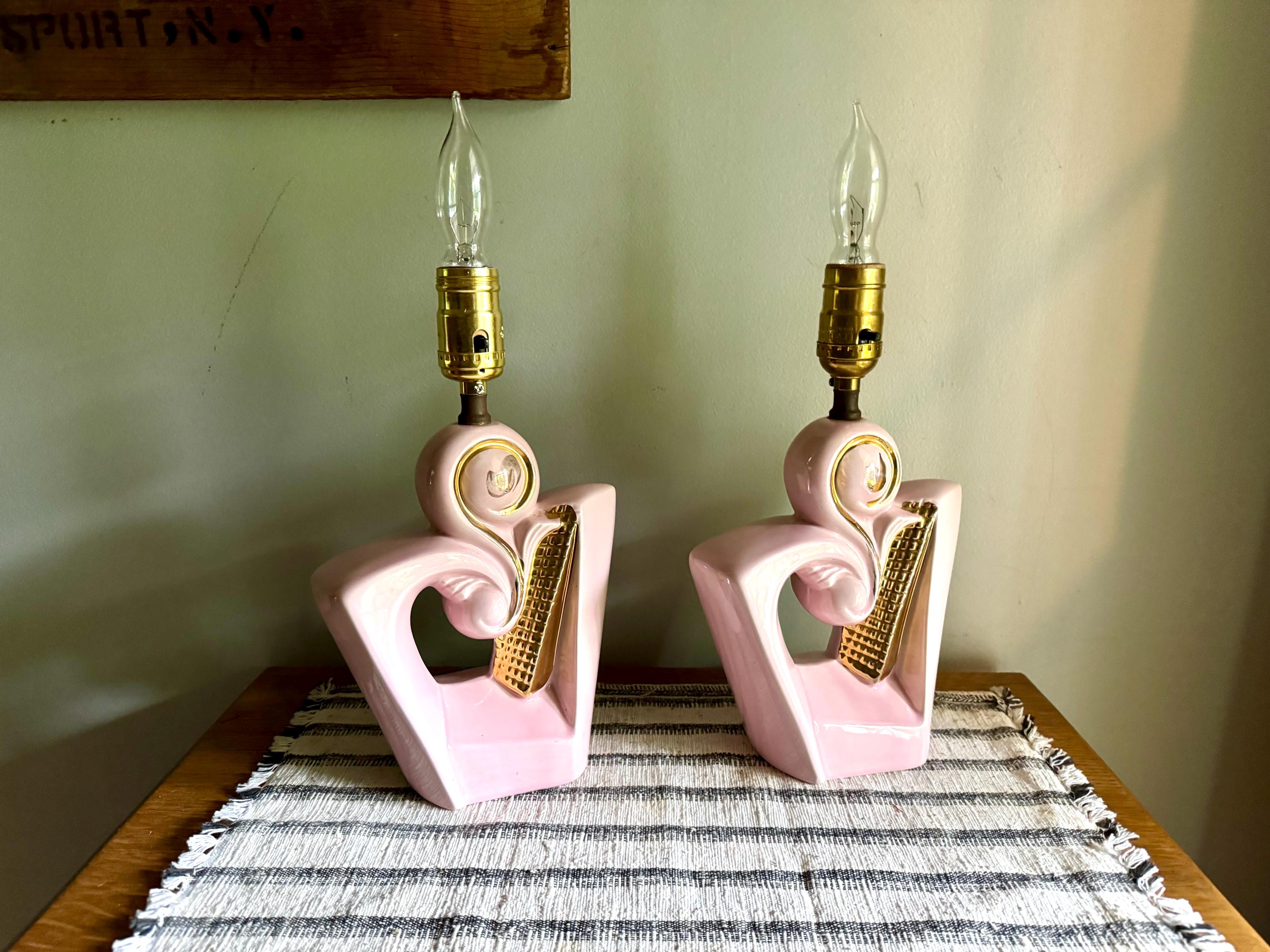 Vintage Pair of Mid Century Ceramic Lamp | MCM Table Lamps | Matching Pink and Gold Desk Lamps | Art Deco Night Stand Lamps | Pink and Gold