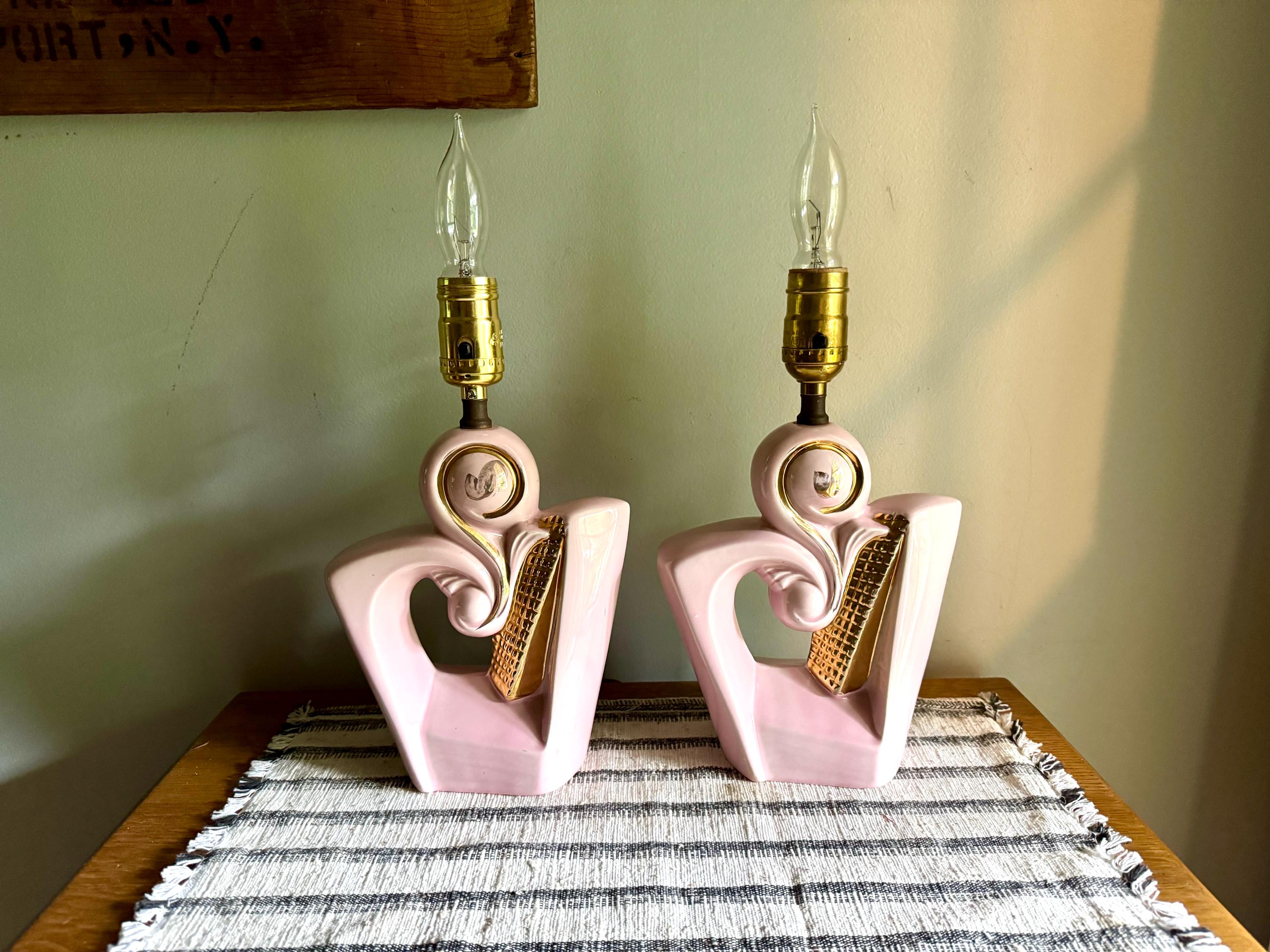 Vintage Pair of Mid Century Ceramic Lamp | MCM Table Lamps | Matching Pink and Gold Desk Lamps | Art Deco Night Stand Lamps | Pink and Gold