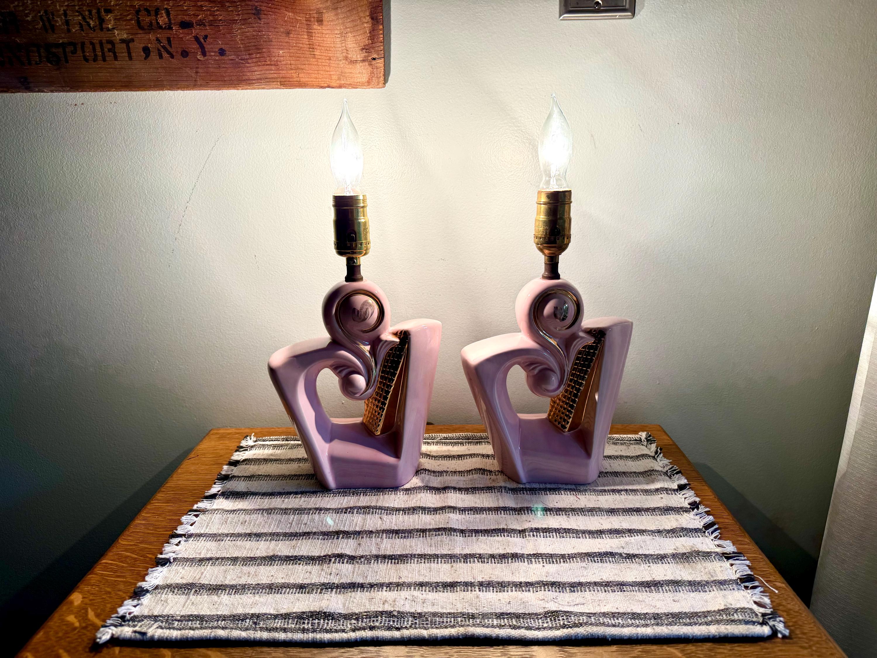 Vintage Pair of Mid Century Ceramic Lamp | MCM Table Lamps | Matching Pink and Gold Desk Lamps | Art Deco Night Stand Lamps | Pink and Gold