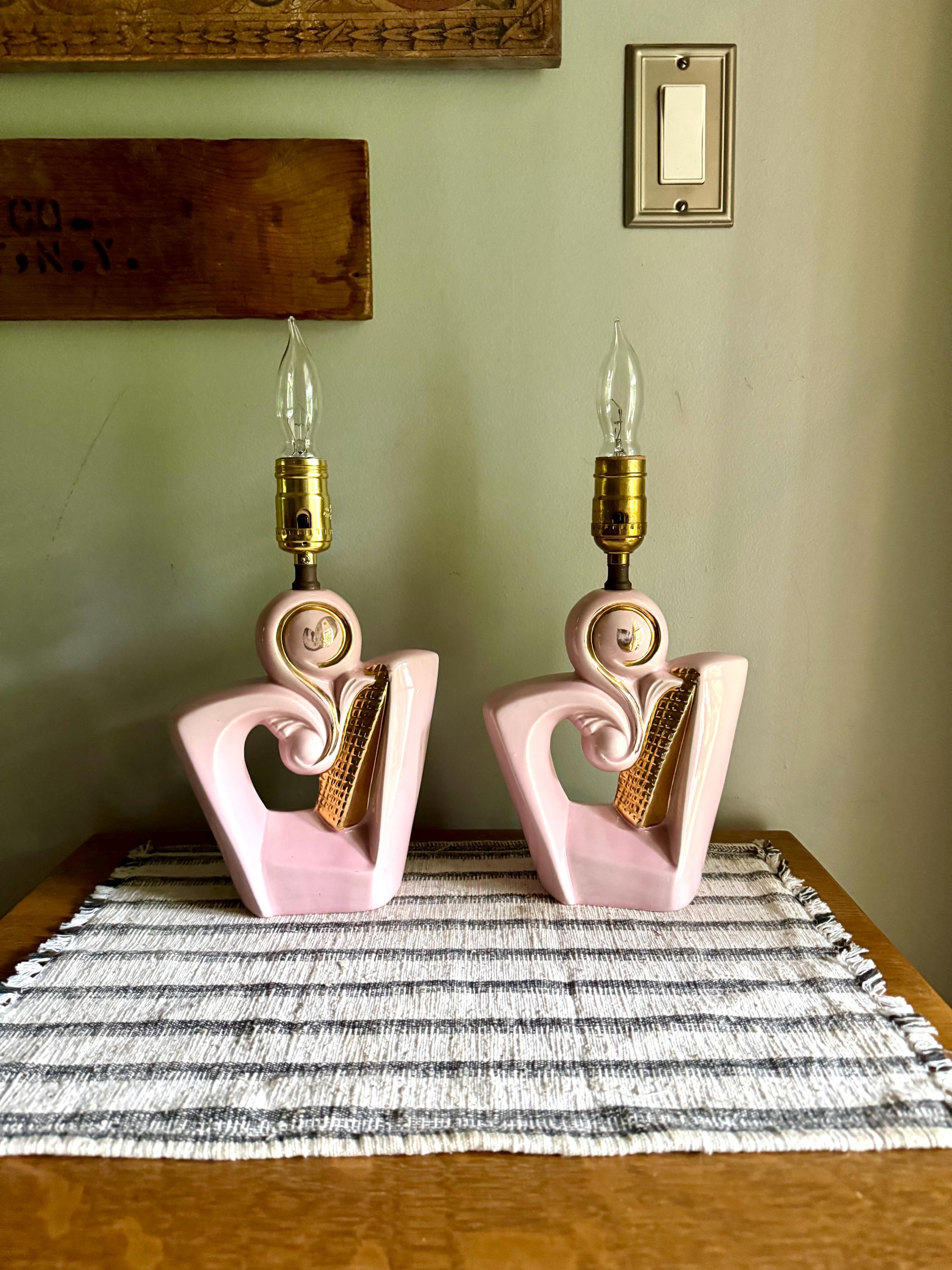 Vintage Pair of Mid Century Ceramic Lamp | MCM Table Lamps | Matching Pink and Gold Desk Lamps | Art Deco Night Stand Lamps | Pink and Gold