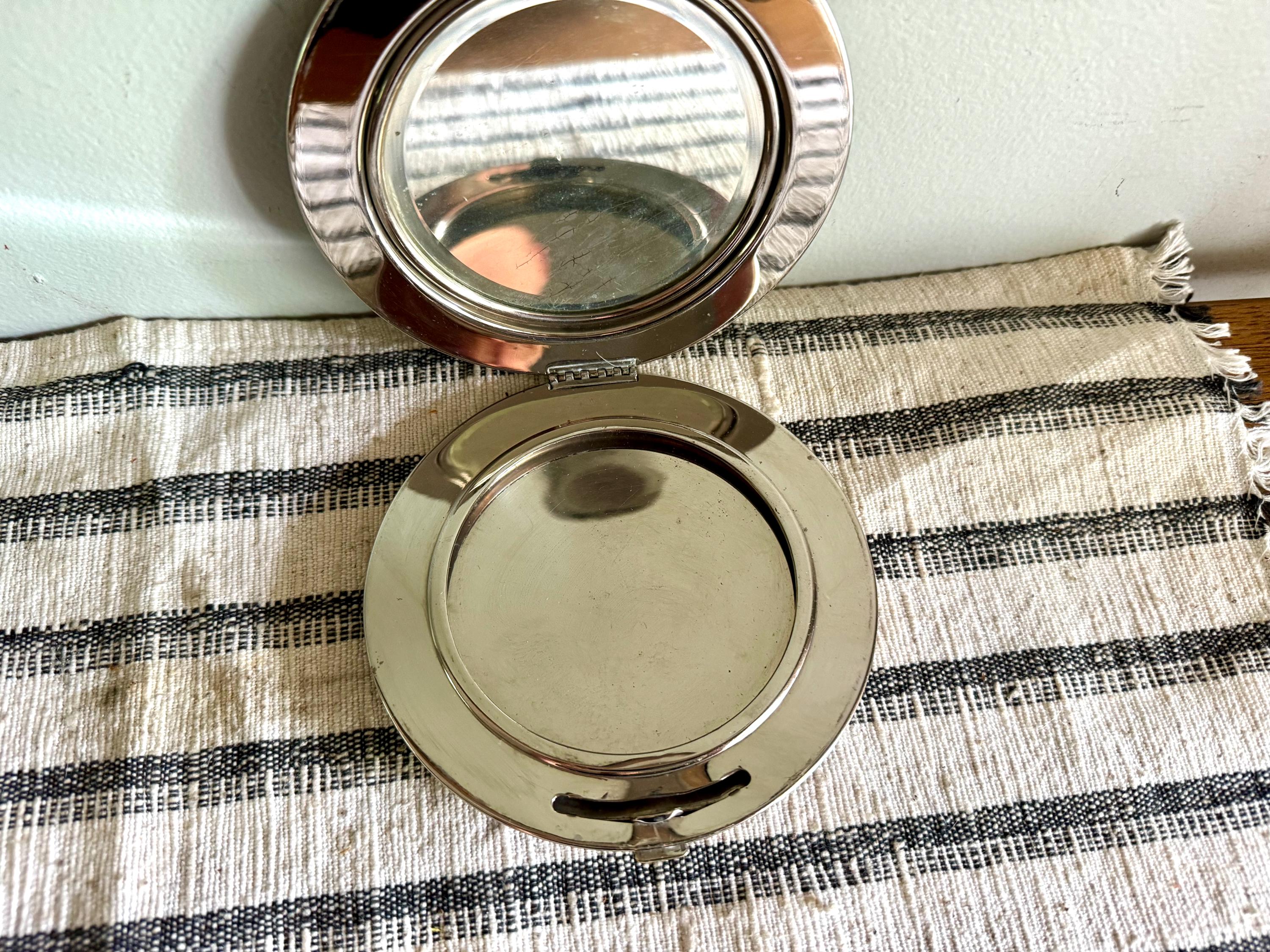 Vtg Scotty Dog Silver Toned Powder Compact | Scotty Terrier Large Compact | Large Silver Toned Scotty Dog Makeup Compact