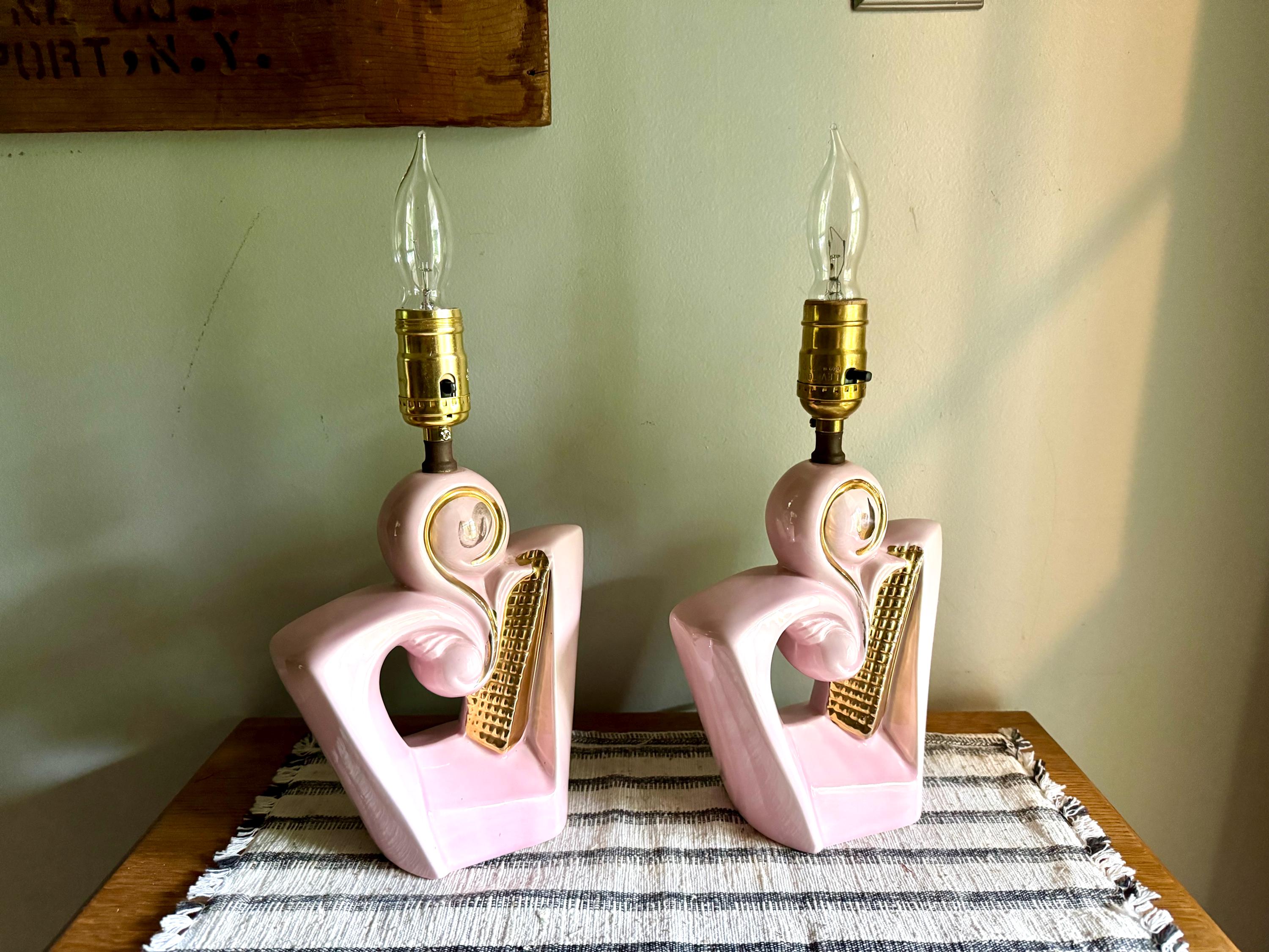 Vintage Pair of Mid Century Ceramic Lamp | MCM Table Lamps | Matching Pink and Gold Desk Lamps | Art Deco Night Stand Lamps | Pink and Gold