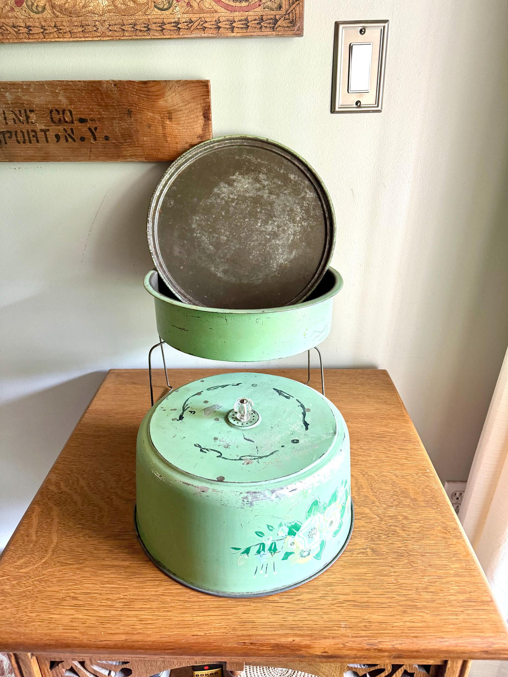 Vintage Green Floral Cake Carrier | Double Decker Cake Carrier | Green Cake and Pie Carrier | Cake Carrier Tin with 2 Compartments