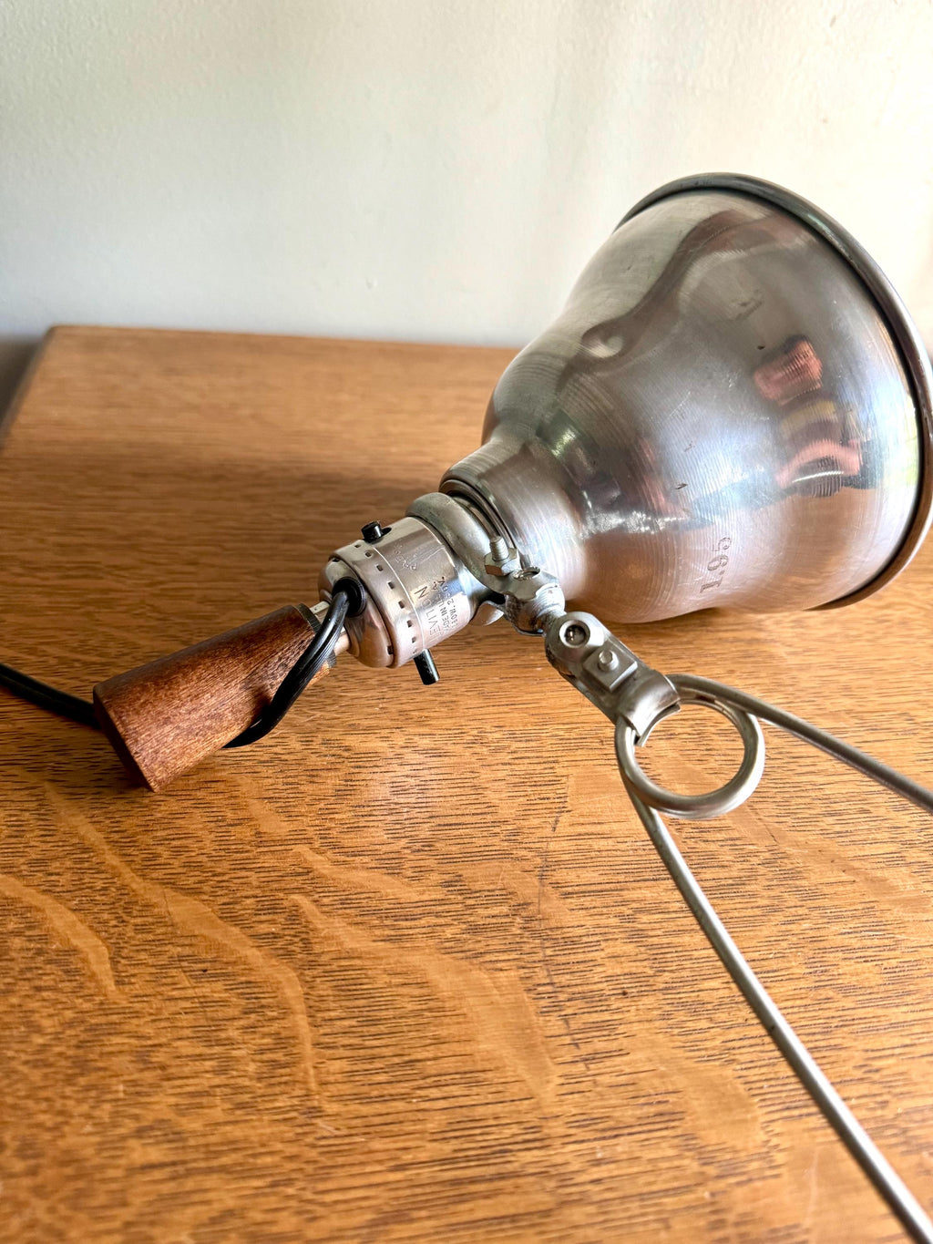 Vtg Aluminum Clamp Lamp | Wood Knob Clamp Lamp | Leviton Work Lamp | Photography Lamp | Spot lamp | Workstation Lamp