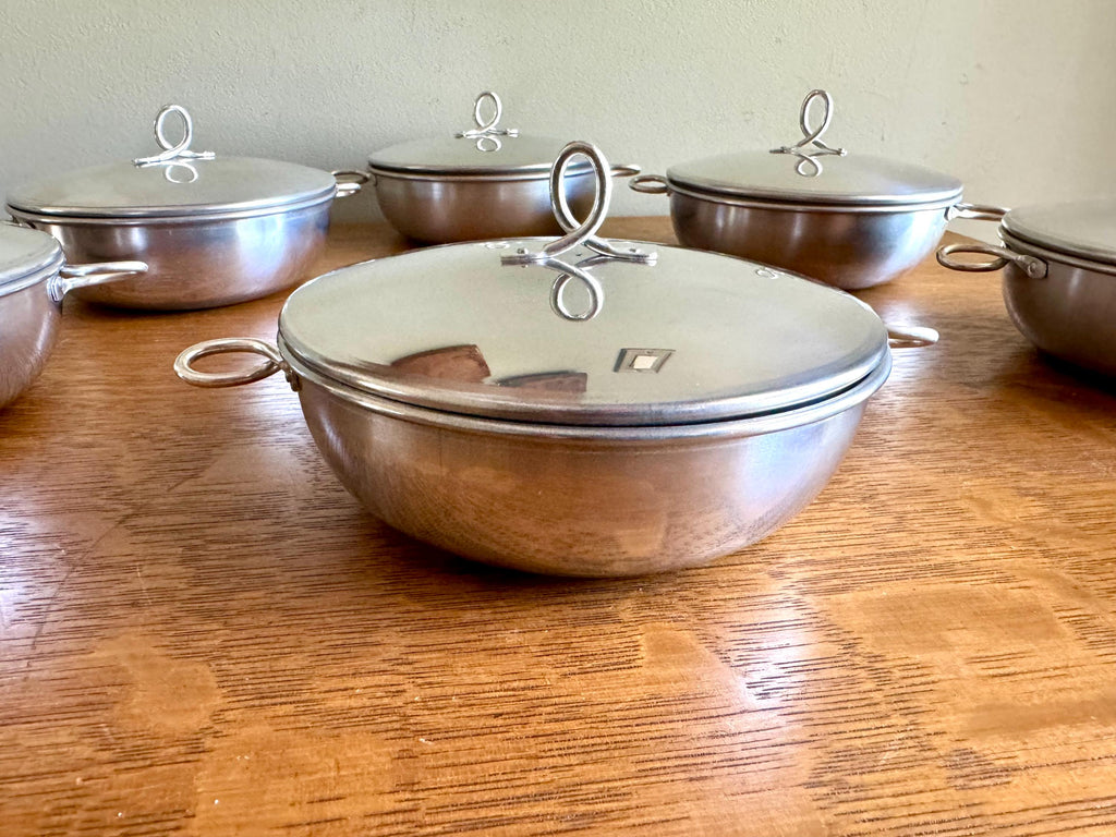 Vtg Set of 7 Aluminum Rice Bowls With Lids | MCM Small Aluminum Bowls With Lids | Camping Bowl Set | Small Cook & Serve Casserole Bowls