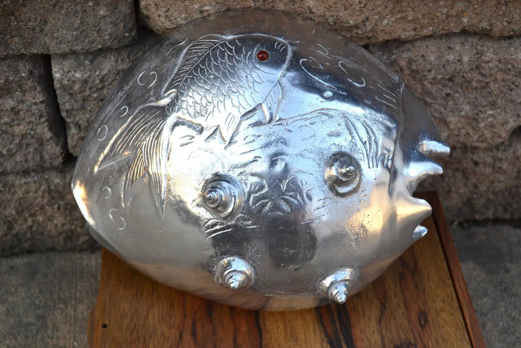 Vtg Arthur Court Aluminum Gold Fish Shell Bowl | 1970's Fish Aluminum Bowl | Polished Aluminum Shell Shaped Bowl | Carnelian Fish Eye