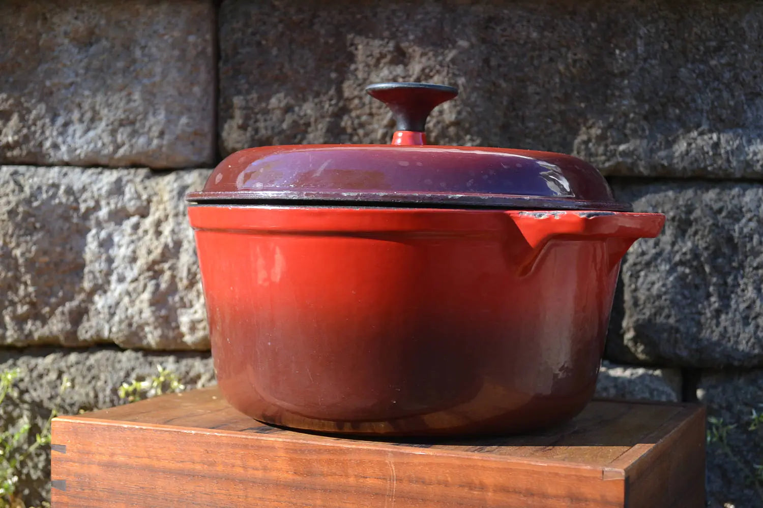 Vtg Cast Iron Enamel Pot Dutch Oven | Red Cast Iron Enamel Pan | Red Two Toned Heavy Enamel Cast Iron Pot | Chipped Enamel Sauce Pan