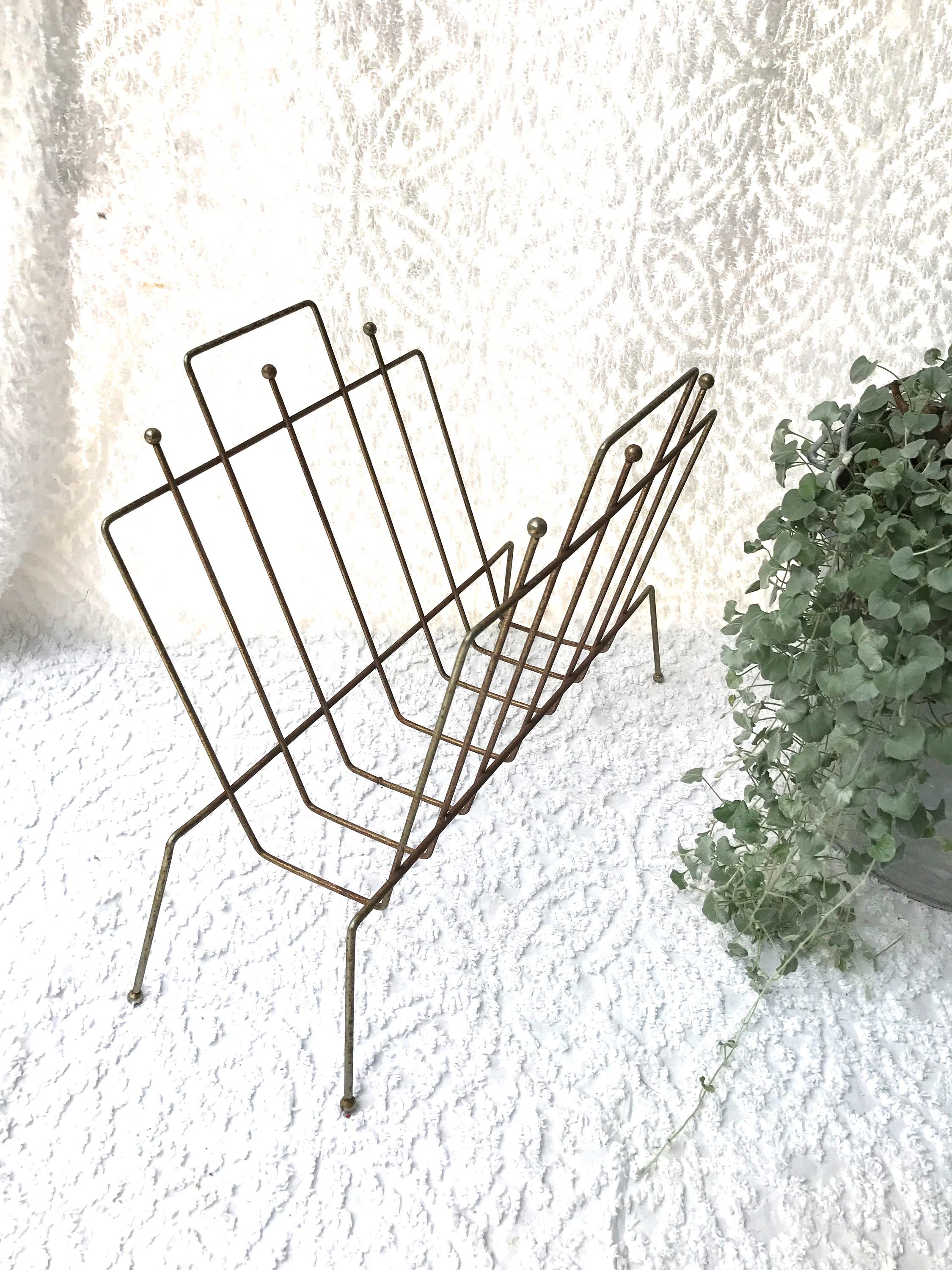 Vtg Magazine Rack| Mid Century Atomic Wire Magazine Rack | Rustic Gold Metal Album Rack | Retro Magazine Album Stand | Rustic Wire Stand