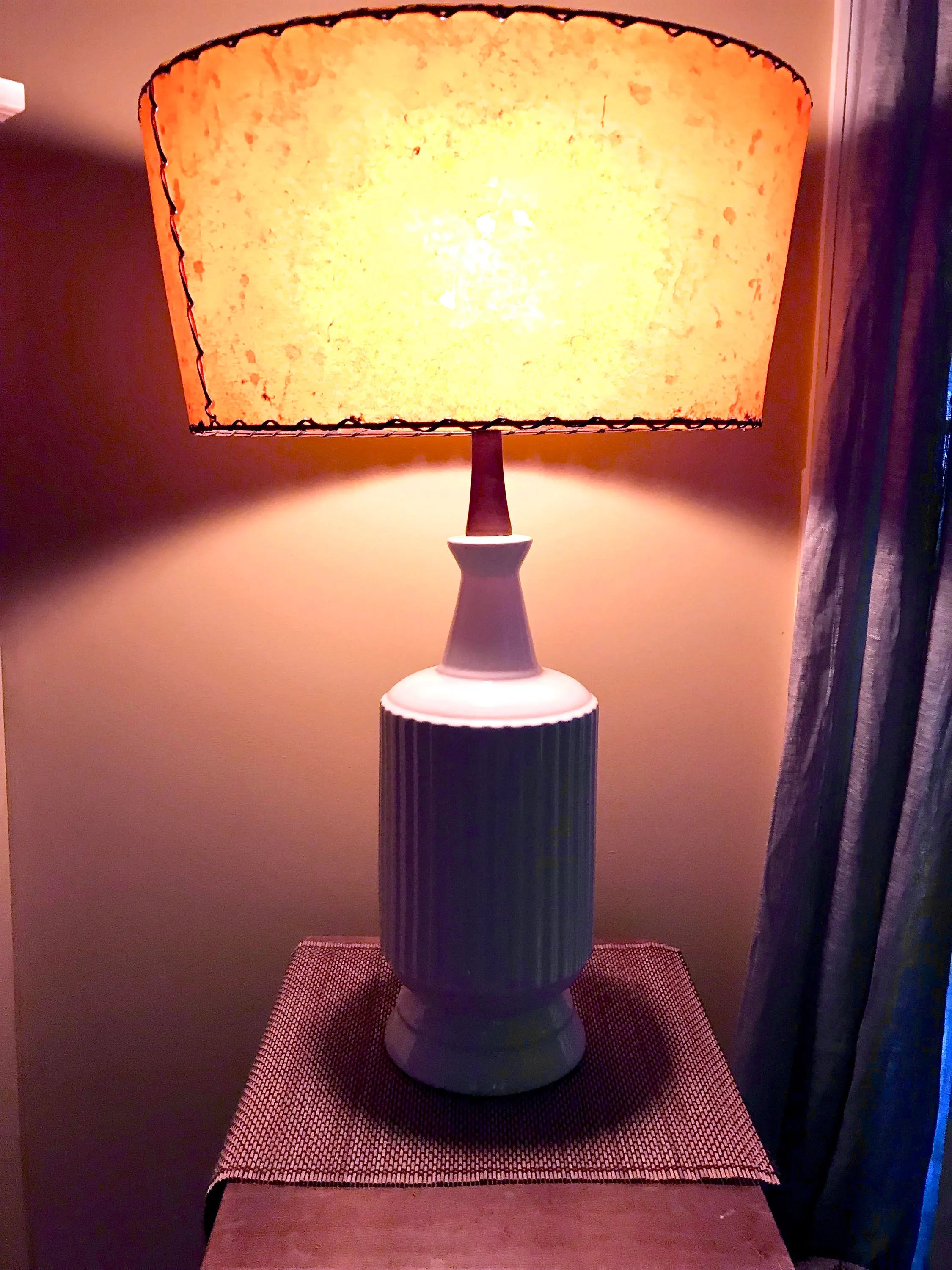 Mid Century White Ceramic Lamp | Ceramic and Teak Lamp | White Ceramic and Teak Table Lamp | Minimalist Lamp | Porcelain Lamp