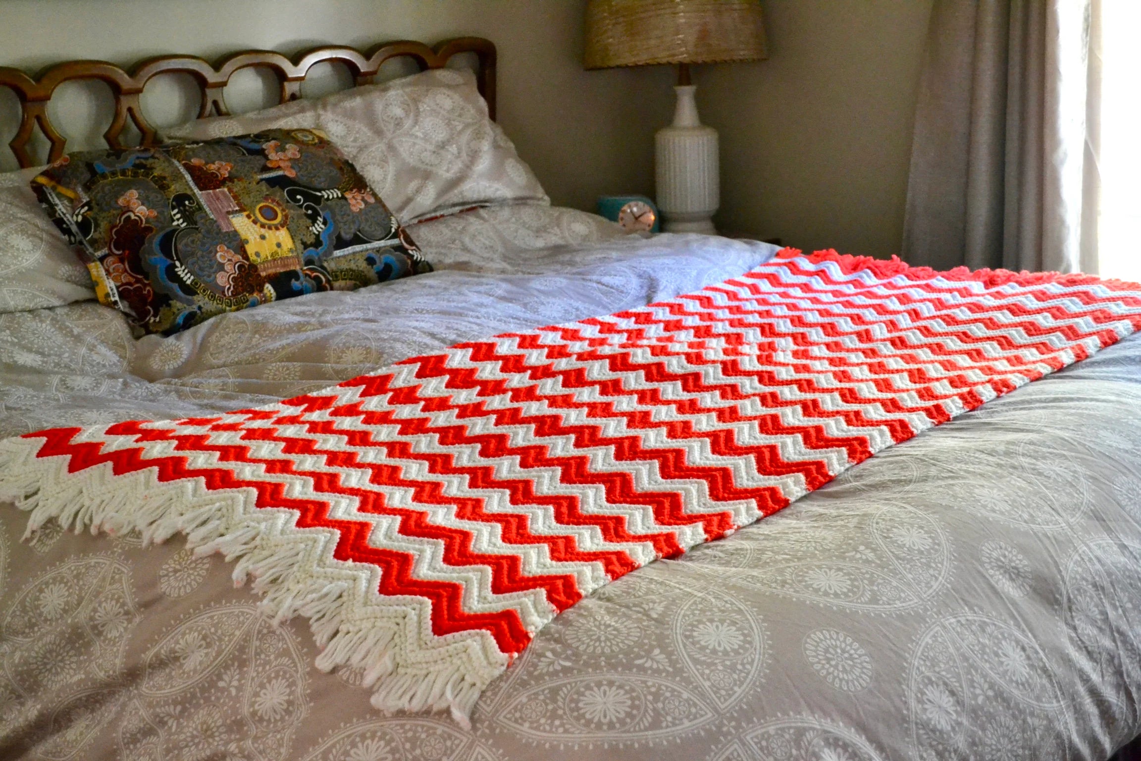 Vtg Afghan Blanket | Two Toned  Zig Zag Crocheted Blanket | Woven Throw Blanket | Knitted Striped Blanket |Travel Throw | Orange & White