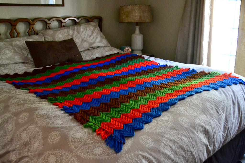 Vtg Afghan Blanket | Multicolored Zig Zag Crocheted Blanket | Woven Throw Blanket | Knitted Striped Blanket | Travel Throw