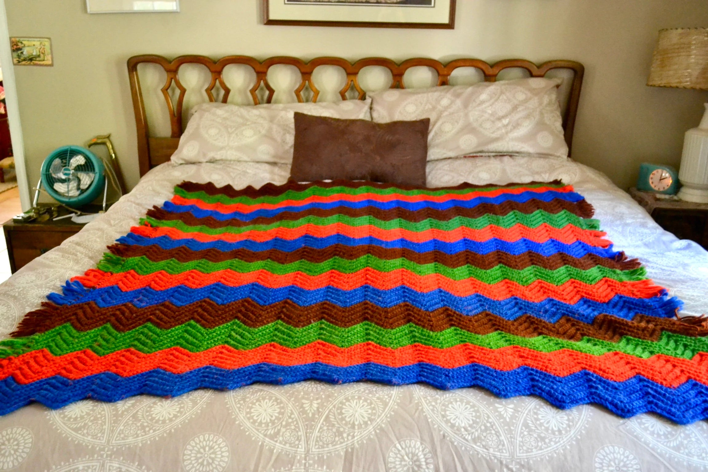 Vtg Afghan Blanket | Multicolored Zig Zag Crocheted Blanket | Woven Throw Blanket | Knitted Striped Blanket | Travel Throw
