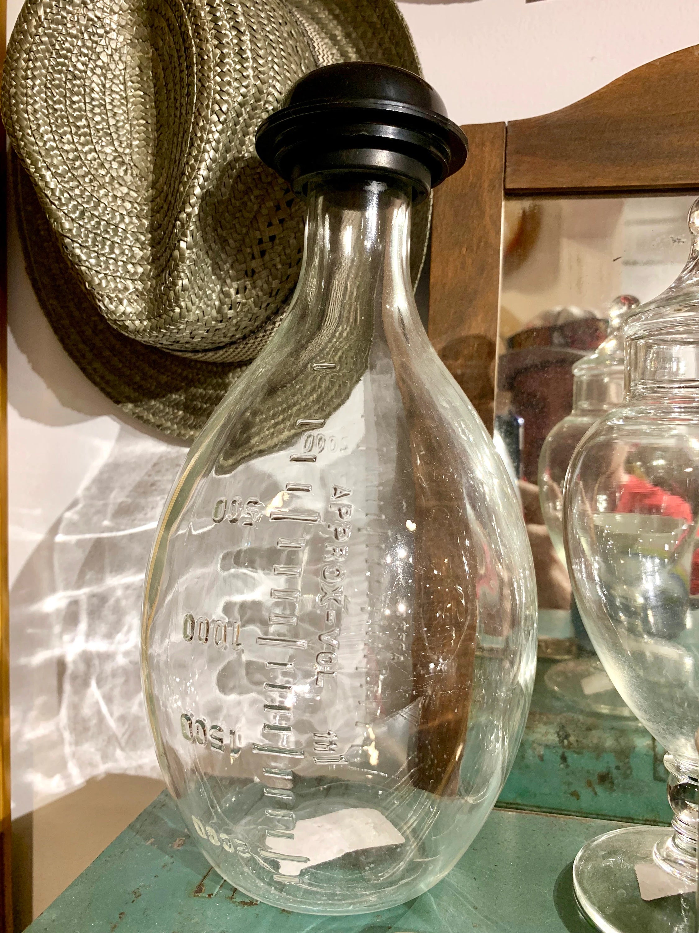 Macbick Laboratory Bottle | Vintage Large American Sterilizer Beaker| Rare Pyrex 2000ml Borosilicate Lab Flask | Apothecary Graduated Bottle