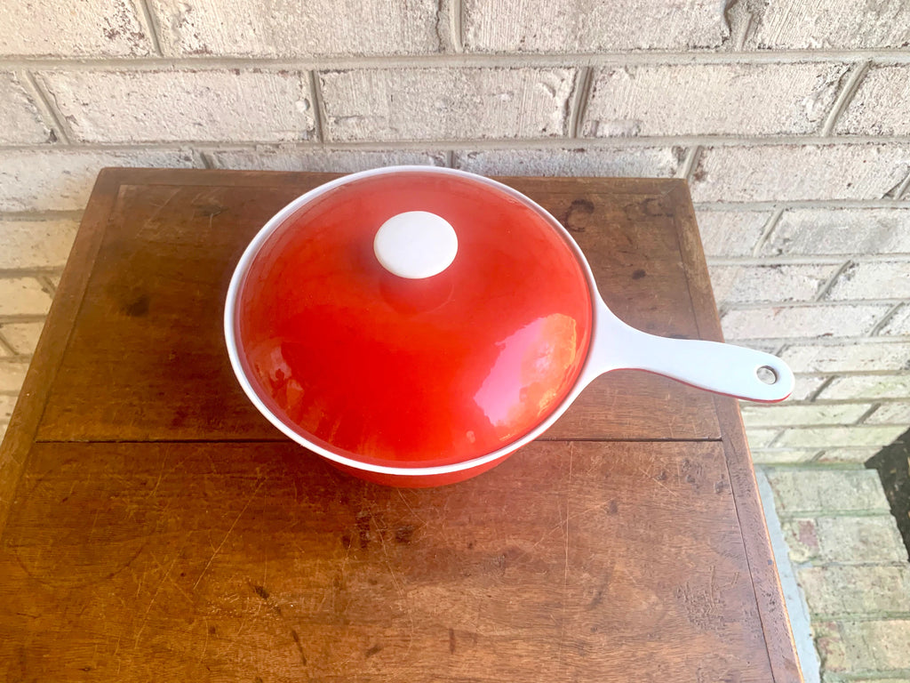 Vtg Red and White Enamel Prizer-Ware Pot with Lid | Vintage Prizer-Ware | Red Enamel Cookware