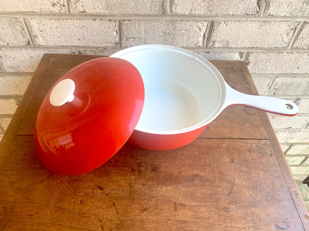 Vtg Red and White Enamel Prizer-Ware Pot with Lid | Vintage Prizer-Ware | Red Enamel Cookware