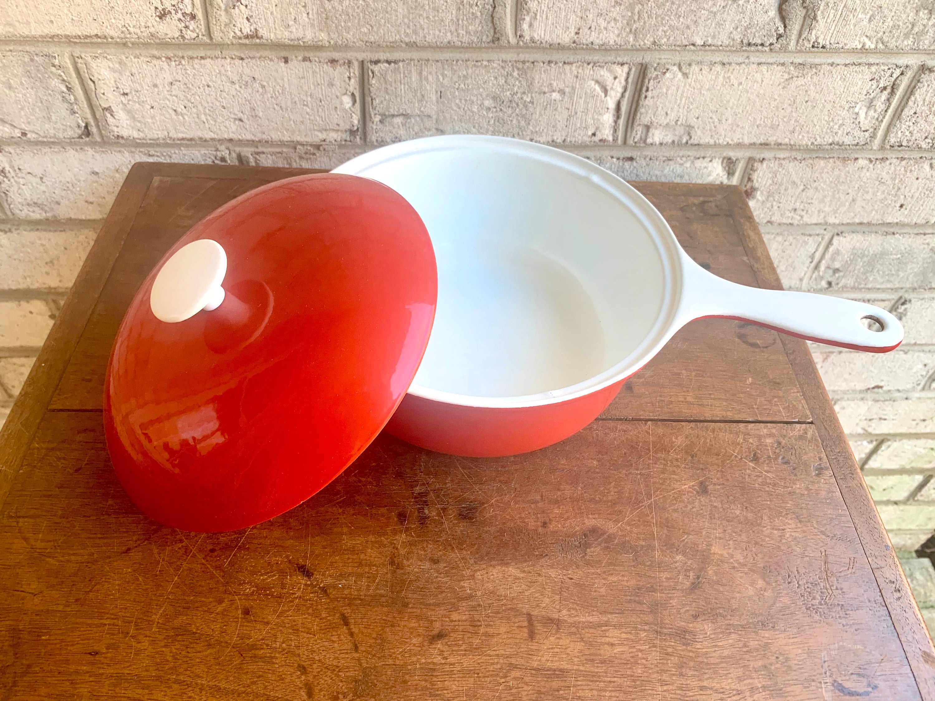 Vtg Red and White Enamel Prizer-Ware Pot with Lid | Vintage Prizer-Ware | Red Enamel Cookware