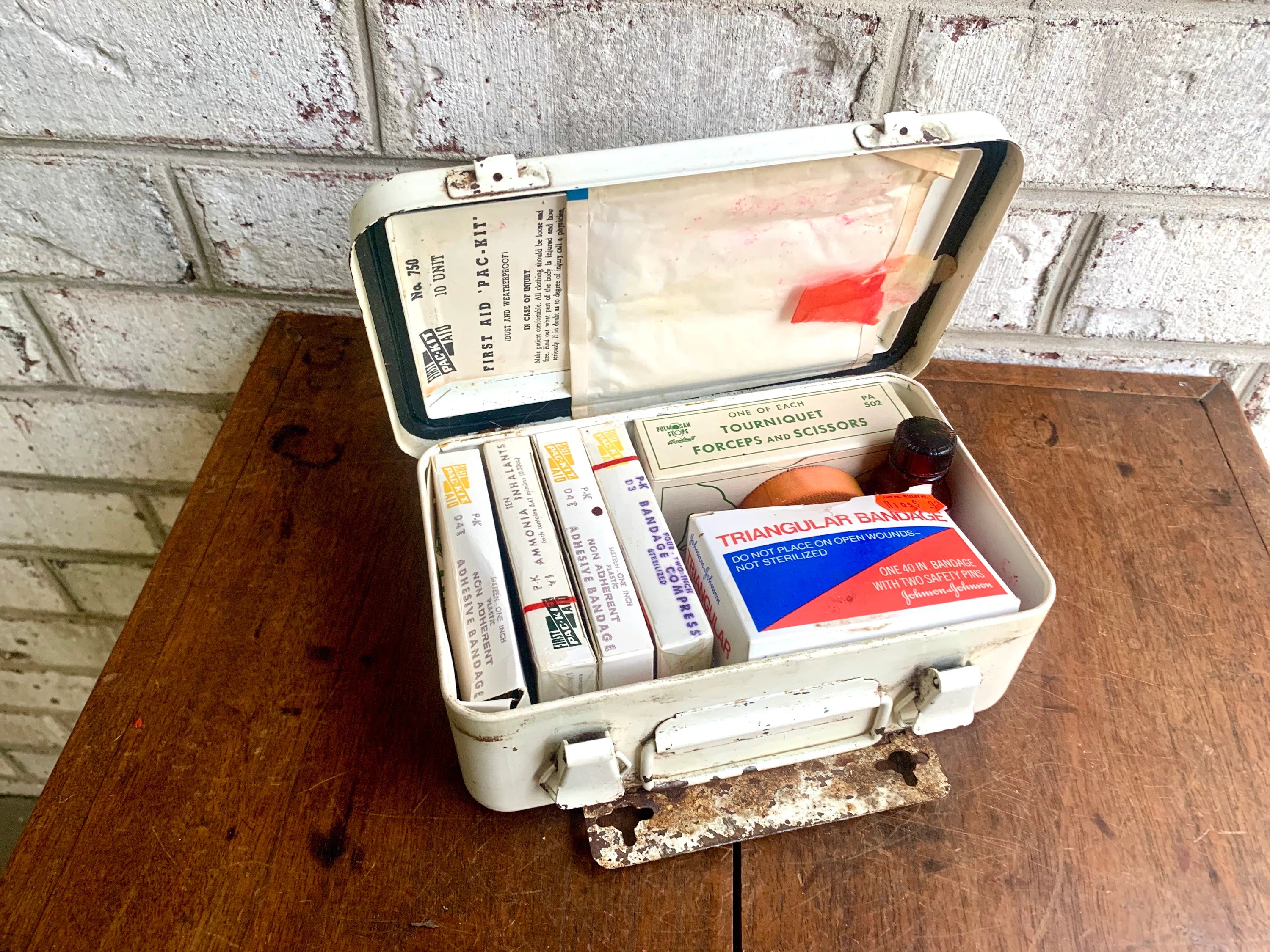 Vtg Rustic Metal First Aid Kit Box | Rustic Storage Box | Distressed Metal First-Aid Kit | Heavy Duty First Aid Kit | First Aid Pac Kit
