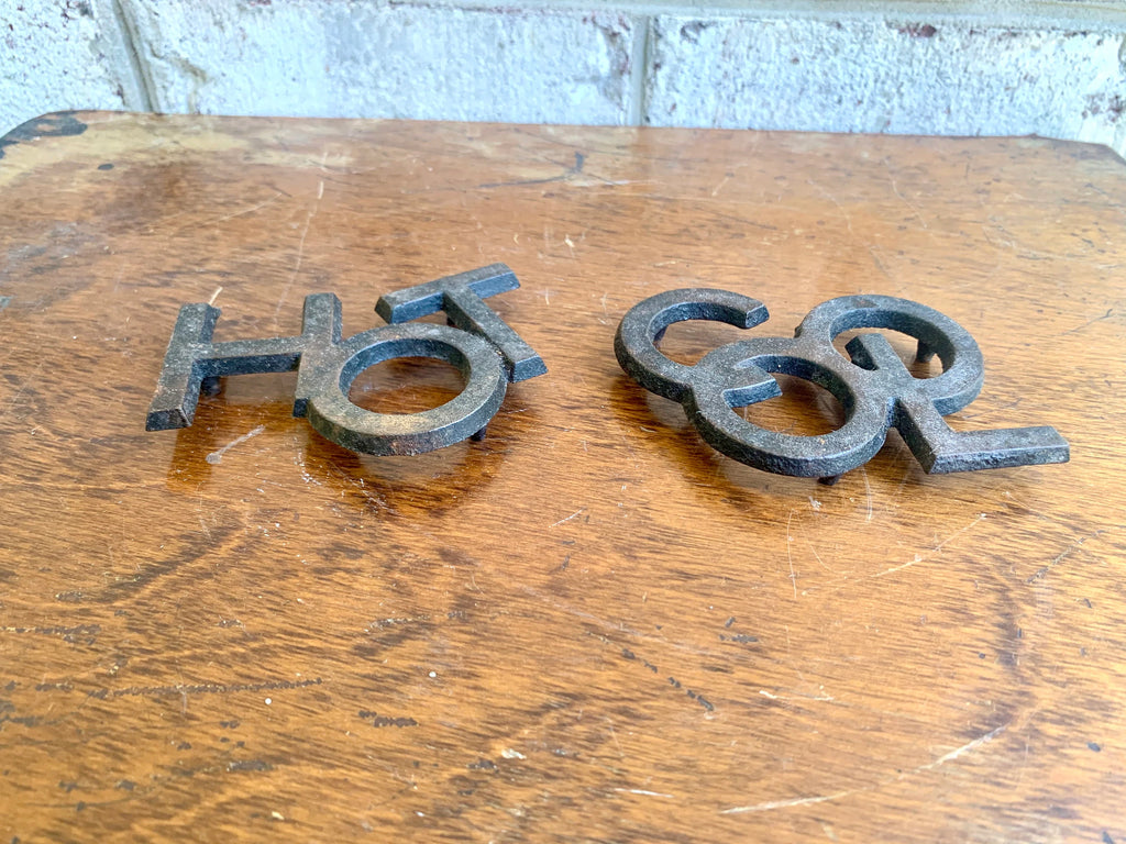Vtg "HOT & COOL Trivets | Small Hot and Cool Pot Trivet | Typography Lettering Novelty Font Decor| Kitschy Kitchen