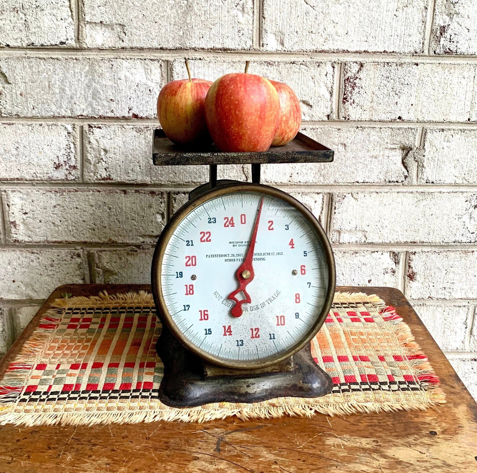 Rustic Kitchen Scale | Distressed 25 lbs. Scale | Old Scale | Glass Face Scale | Vintage Scale | Kitchen Scale | Rusty Scale | 25 lbs Scale