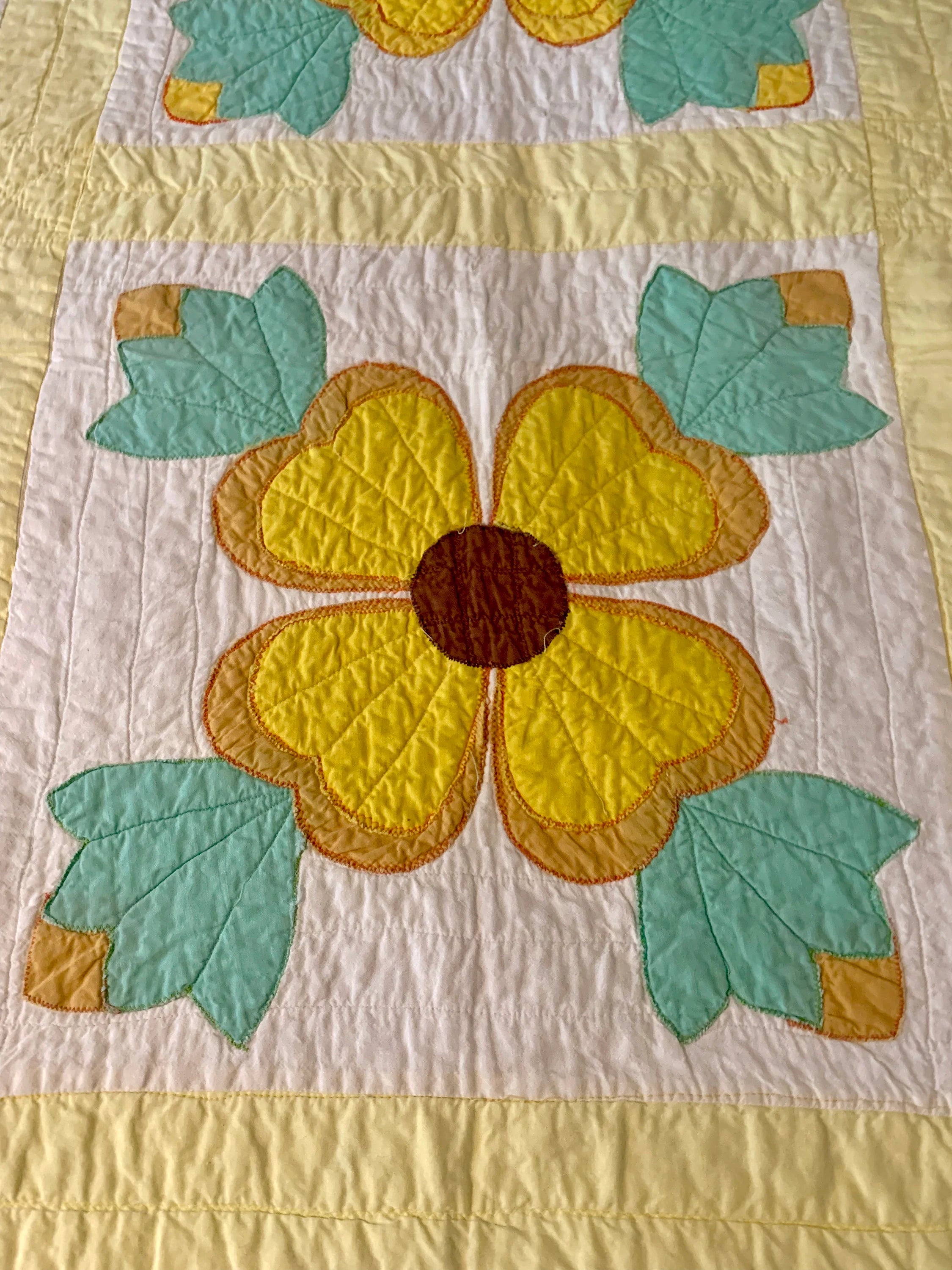 Vtg Hand Sewn Dogwood Blossom Quilt | Hand Quilted Blanket | Handmade Quilt | Farmhouse Quilt | Dogwood Quilt