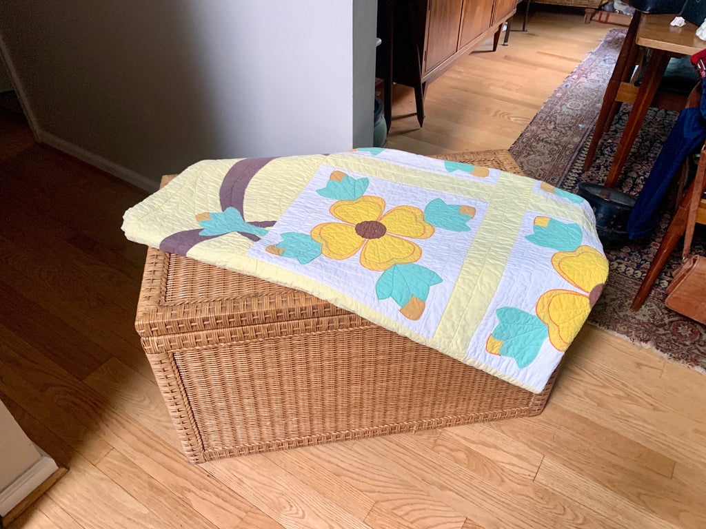 Vtg Hand Sewn Dogwood Blossom Quilt | Hand Quilted Blanket | Handmade Quilt | Farmhouse Quilt | Dogwood Quilt