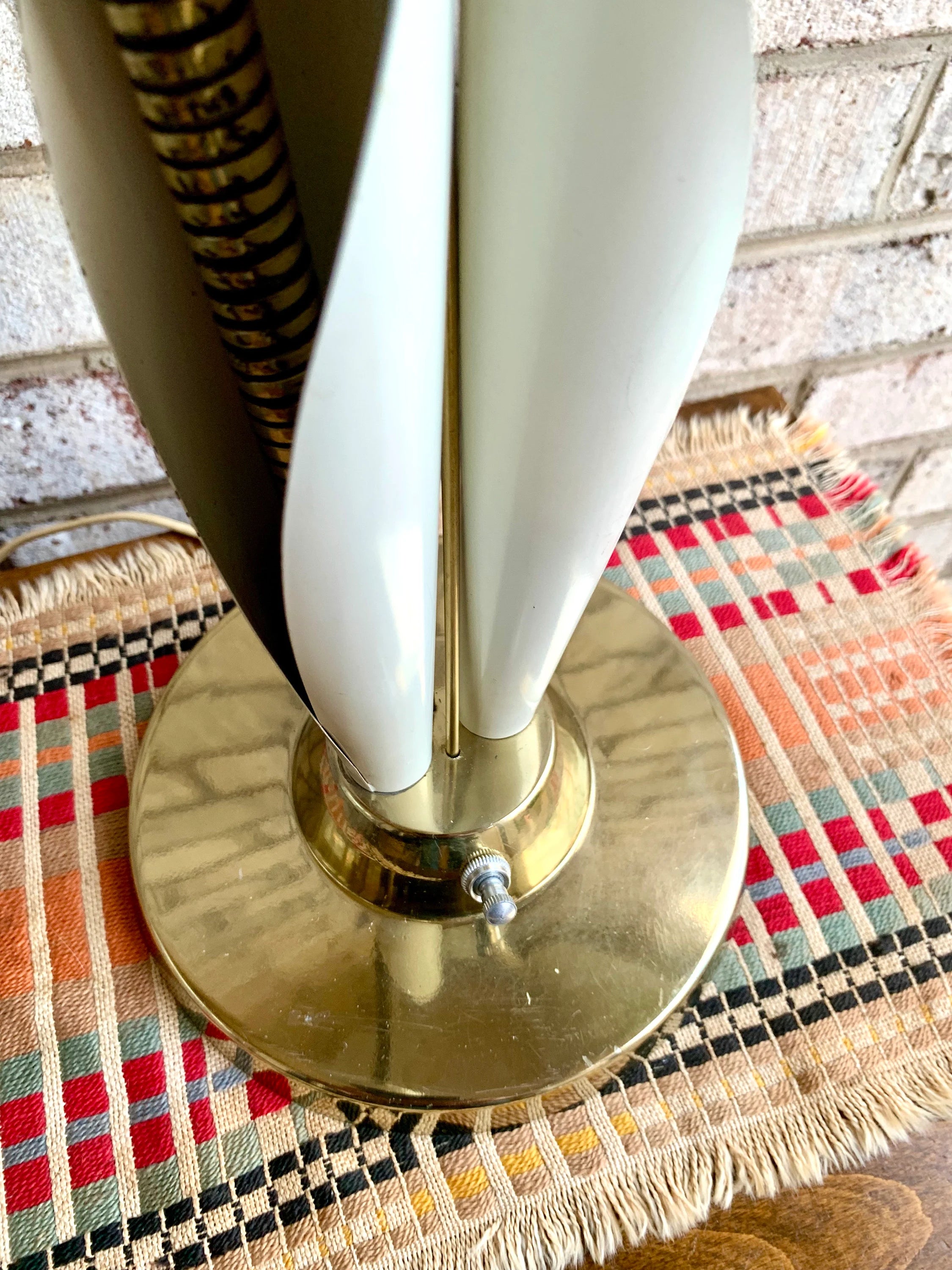 Vtg White and Gold Cattail And Calla Lily Lamp | MCM Double Gooseneck Cattail Lamp | Calla Lily Lamp