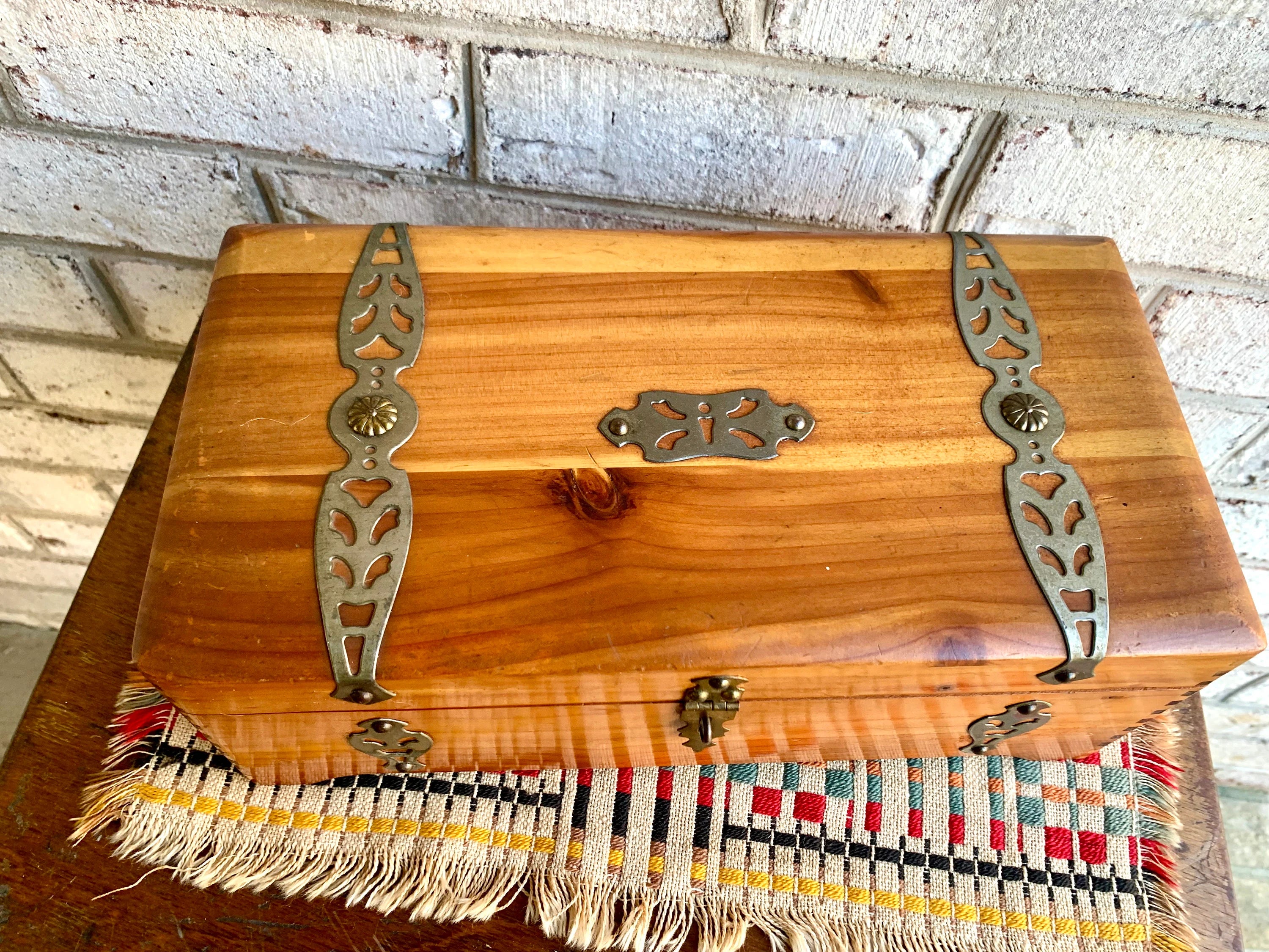 Vtg McGraw Box Co. Jewelry Box | Vtg Wood Jewelry Box | Wooden Jewelry Box | Treasure Chest Jewelry Box | Cedar Jewelry Box