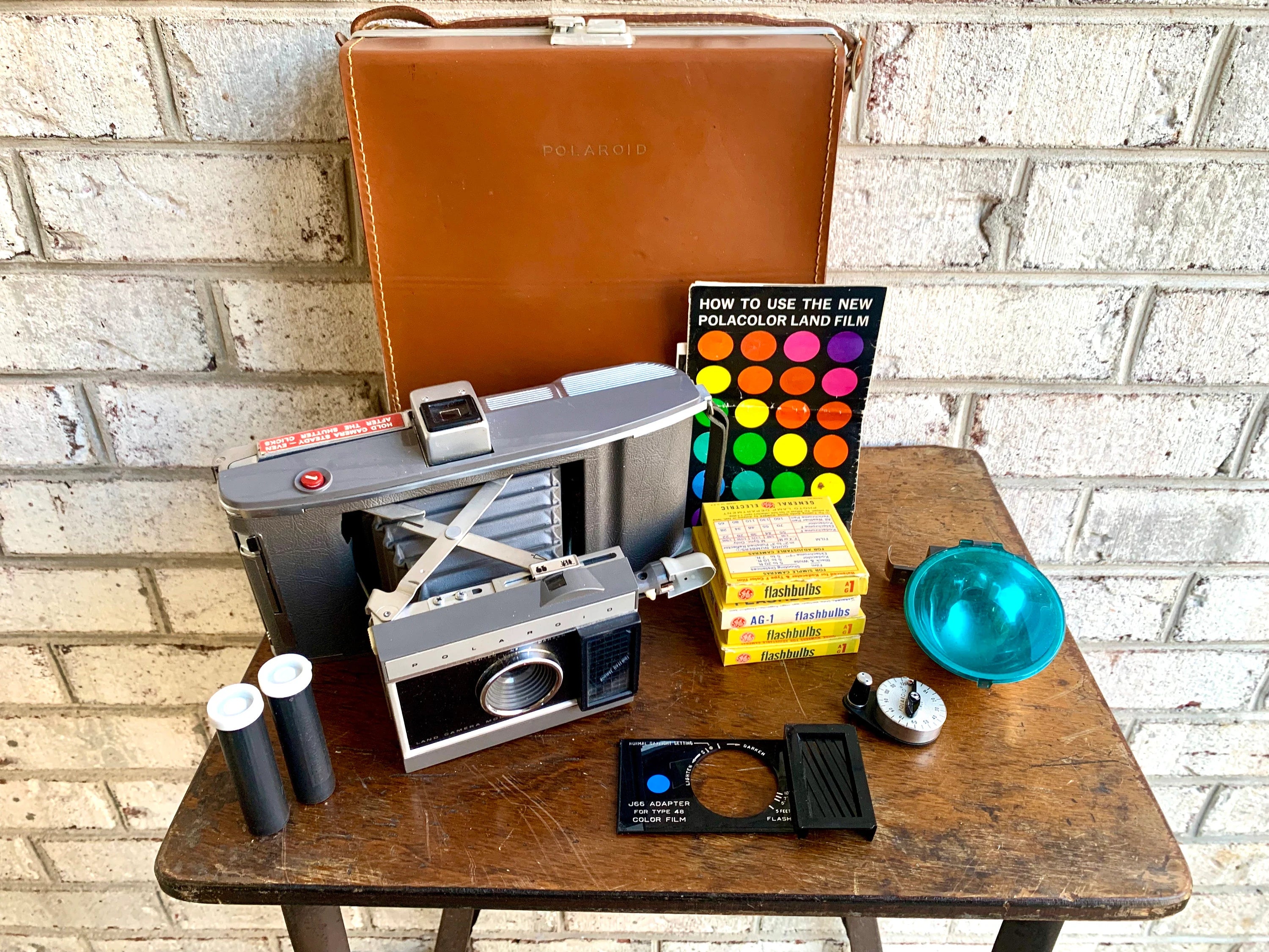 Polaroid Automatic Land Camera Model J66 | Vintage Polaroid Camera Complete Kit With Case | 60s Polaroid Camera | Retro Camera