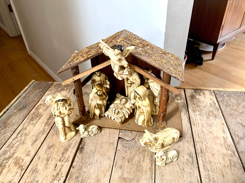 Vtg Nativity Scene | Made In Korea Native Scene | Christmas Nativity | Christmas Decor | Nativity Set | 11 Piece Nativity Scene