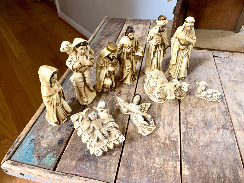 Vtg Nativity Scene | Made In Korea Native Scene | Christmas Nativity | Christmas Decor | Nativity Set | 11 Piece Nativity Scene