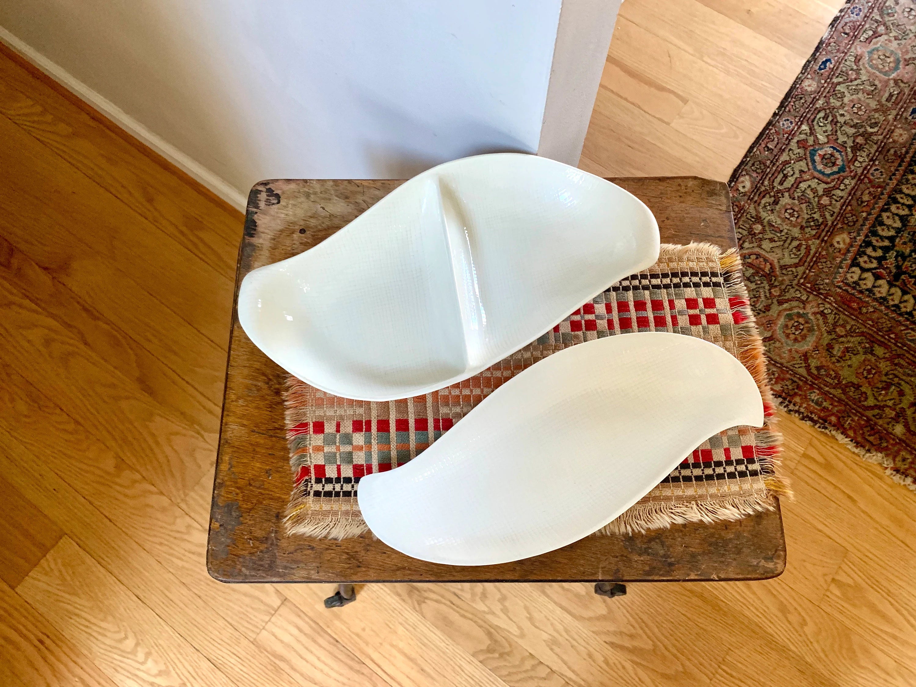 Vtg Redwing China Serving Trays | Pair of Redwing Serving Dishes | MCM Dinnerware | Redwing Textured S Shaped Serving Dishes