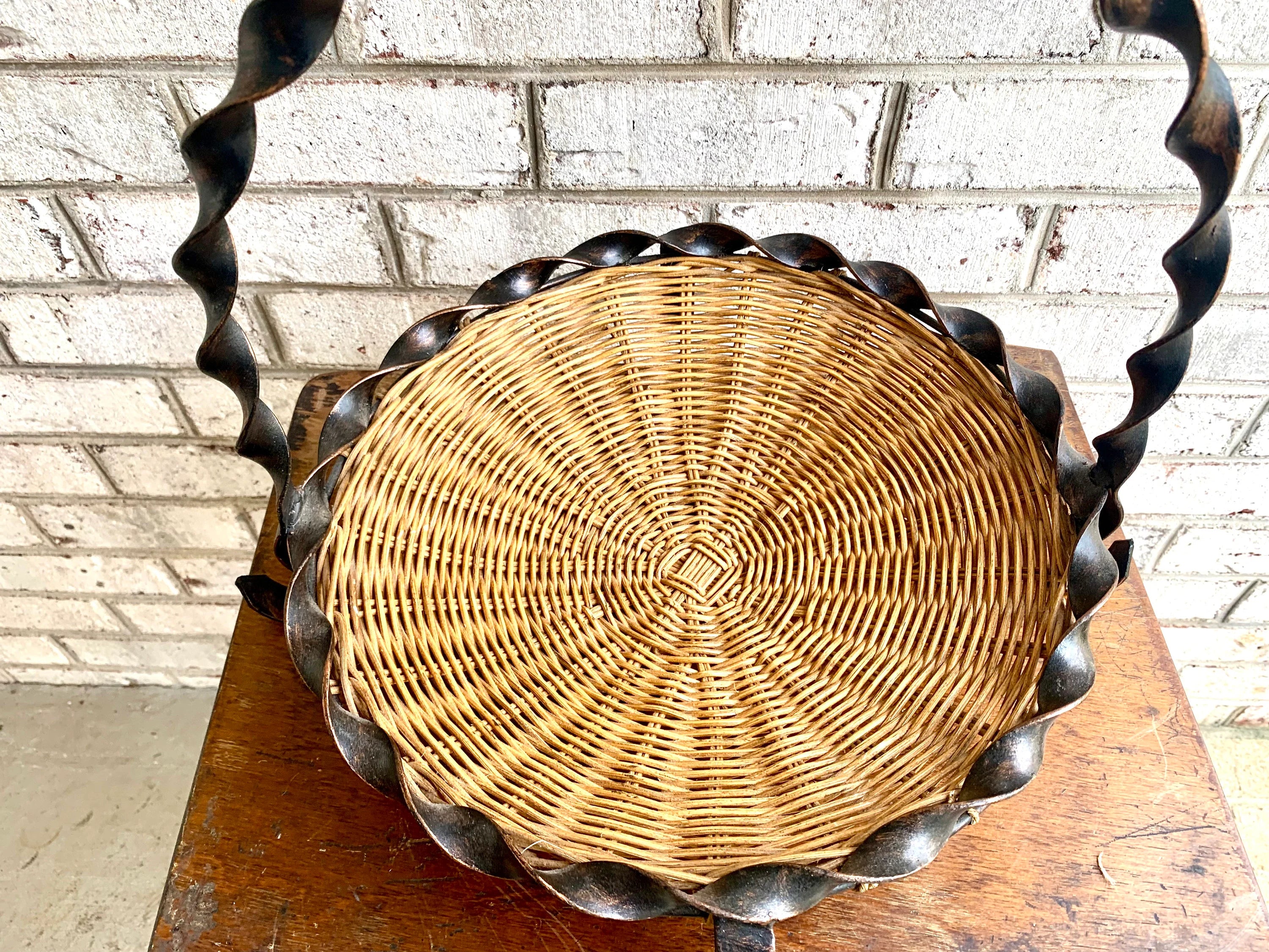 70s Wrought Iron Basket | Twisted Metal Wicker Basket Pie Plate | Rattan Fruit Basket | Decorative Woven Basket Pie Server or Fruit Basket