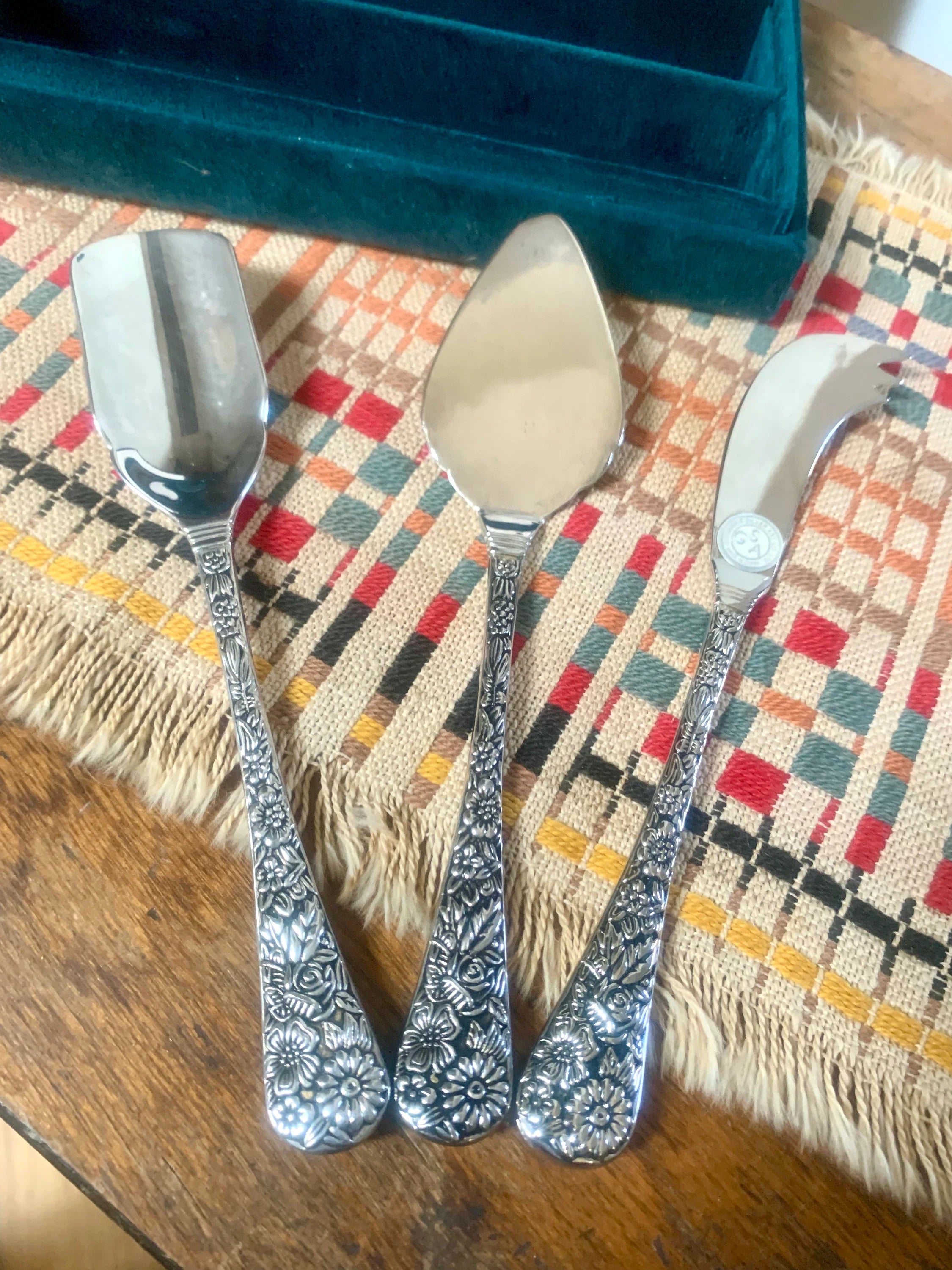 Vintage Godinger Cheese Knifes | American Silversmith Collections Cheese Utensils | Saks Fifth Avenue Silver Plated Godinger Silverware