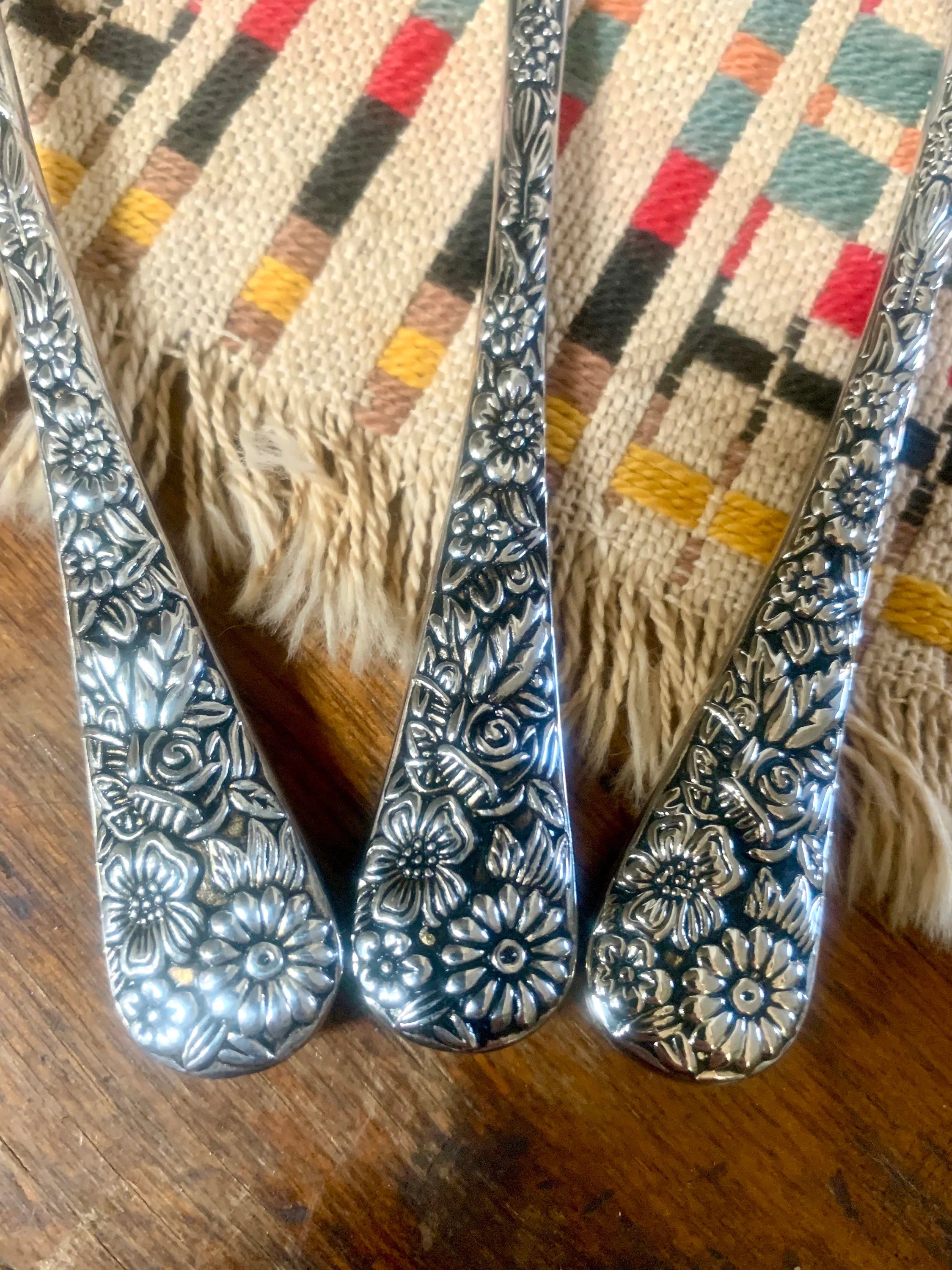 Vintage Godinger Cheese Knifes | American Silversmith Collections Cheese Utensils | Saks Fifth Avenue Silver Plated Godinger Silverware