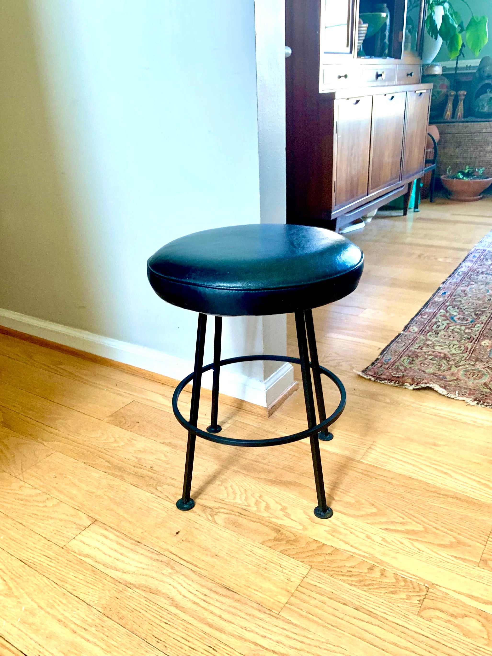 Vtg Black Metal Stool | Round Vinyl Top Metal Stool | Short Metal Stool | Rustic Stool | Black Industrial Stool | MCM Metal Stool