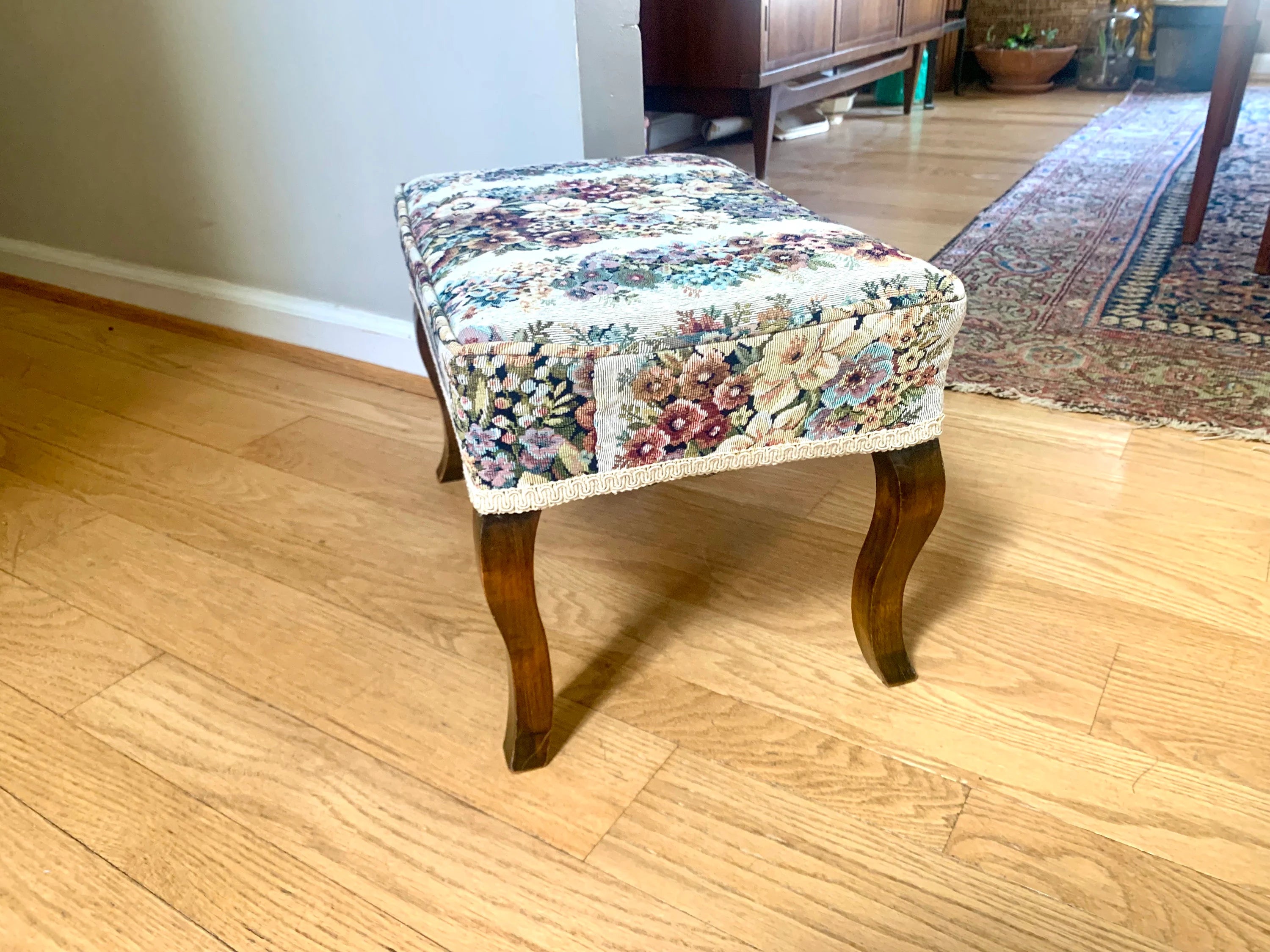 Vtg Floral Tapestry Footstool | Floral French Country Style Foot Stool | Wood Legged Tapestry Ottoman | Floral Footstool