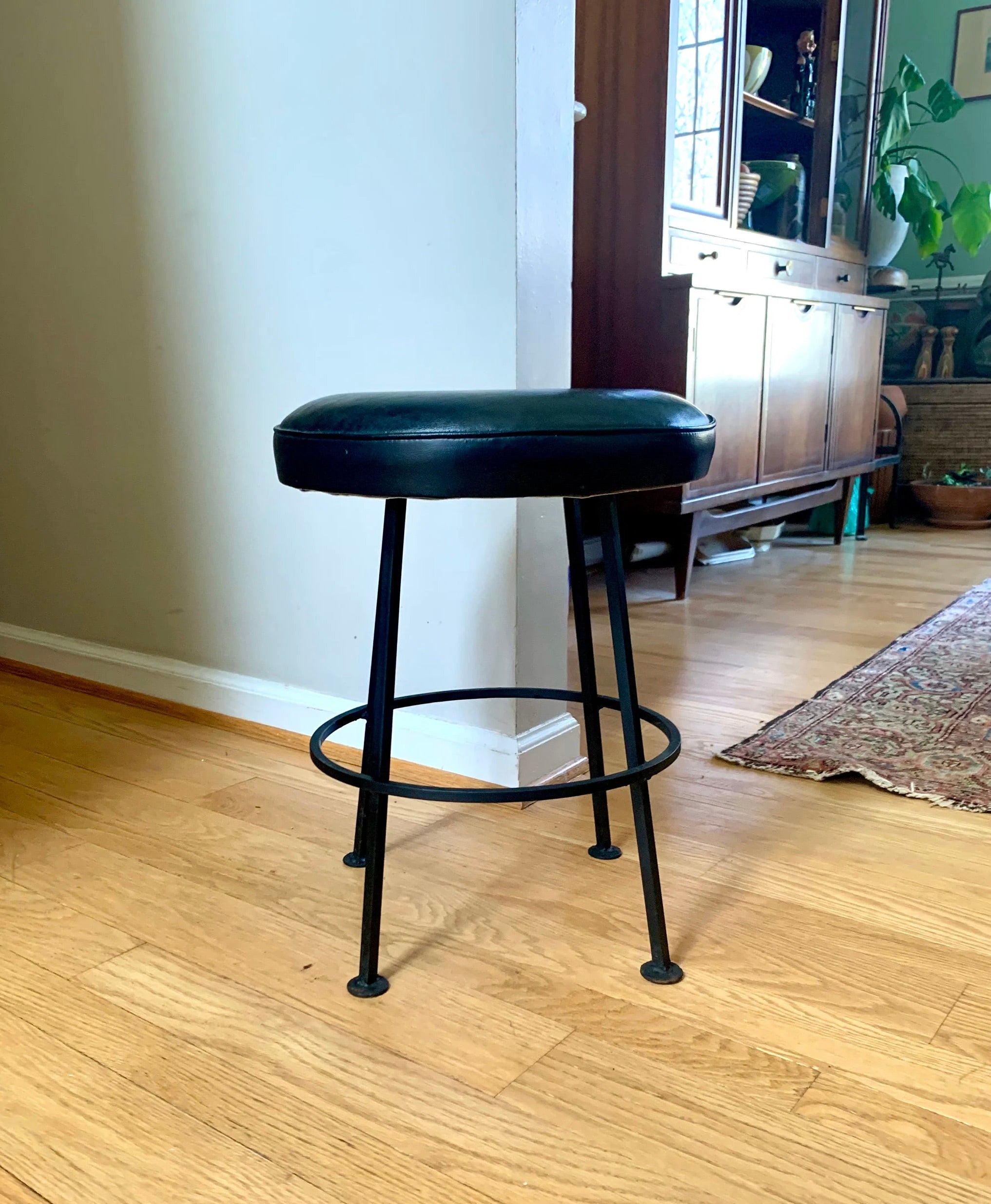Vtg Black Metal Stool | Round Vinyl Top Metal Stool | Short Metal Stool | Rustic Stool | Black Industrial Stool | MCM Metal Stool