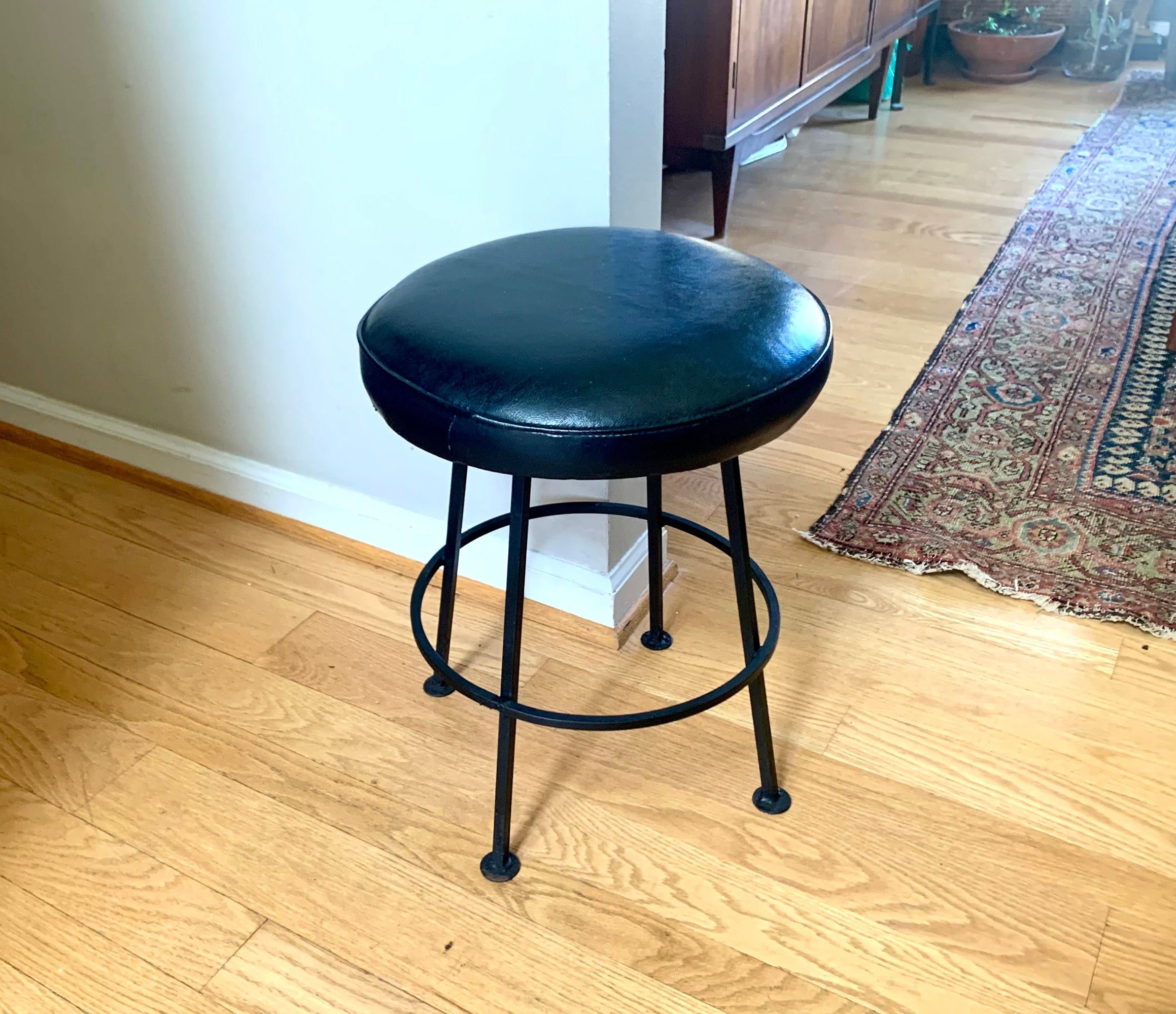 Vtg Black Metal Stool | Round Vinyl Top Metal Stool | Short Metal Stool | Rustic Stool | Black Industrial Stool | MCM Metal Stool