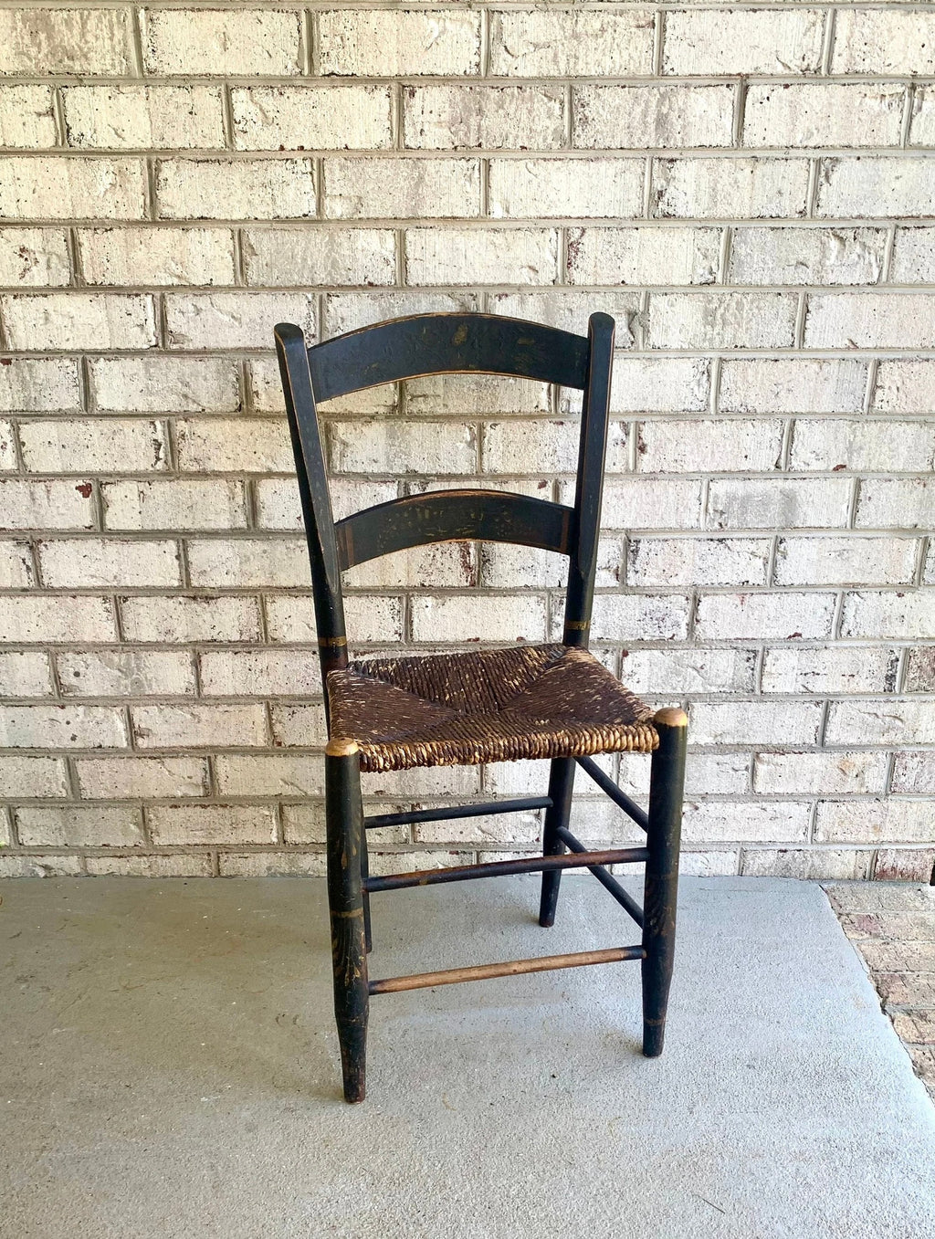 Vtg Distressed Hitchcock Style Rush Seat Chair | Black Stenciled Rush Seating Chair | Primitive Hitchcock Style Chairs| Black Rush Chair