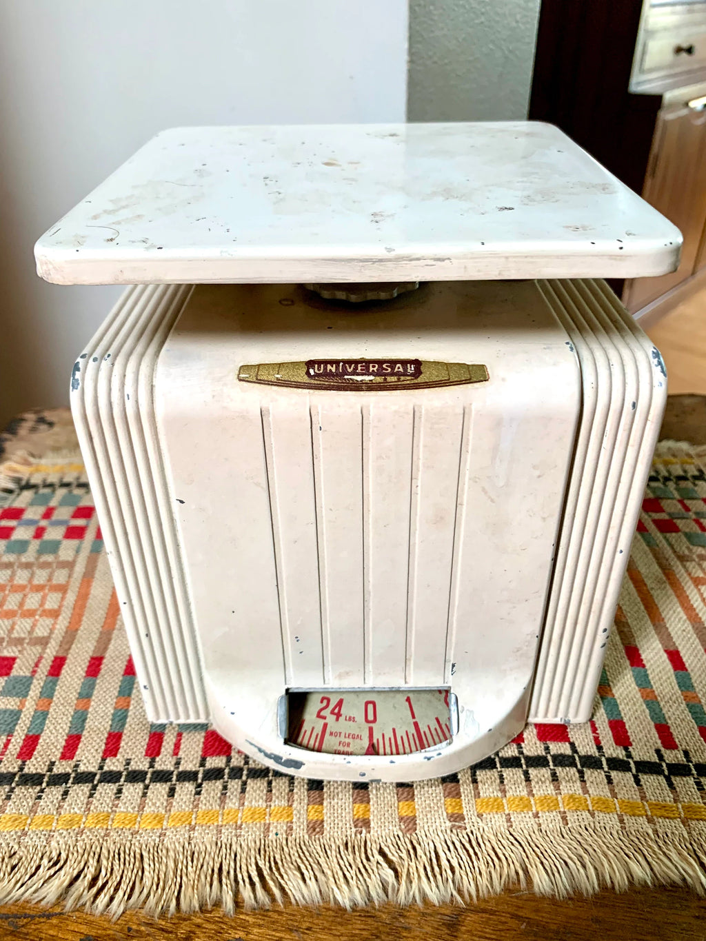 Vintage Universal Kitchen Scale | Art Deco Kitchen Scale | Rustic White Landers, Frary & Clark Scale | Distressed Art Deco Kitchen Scale
