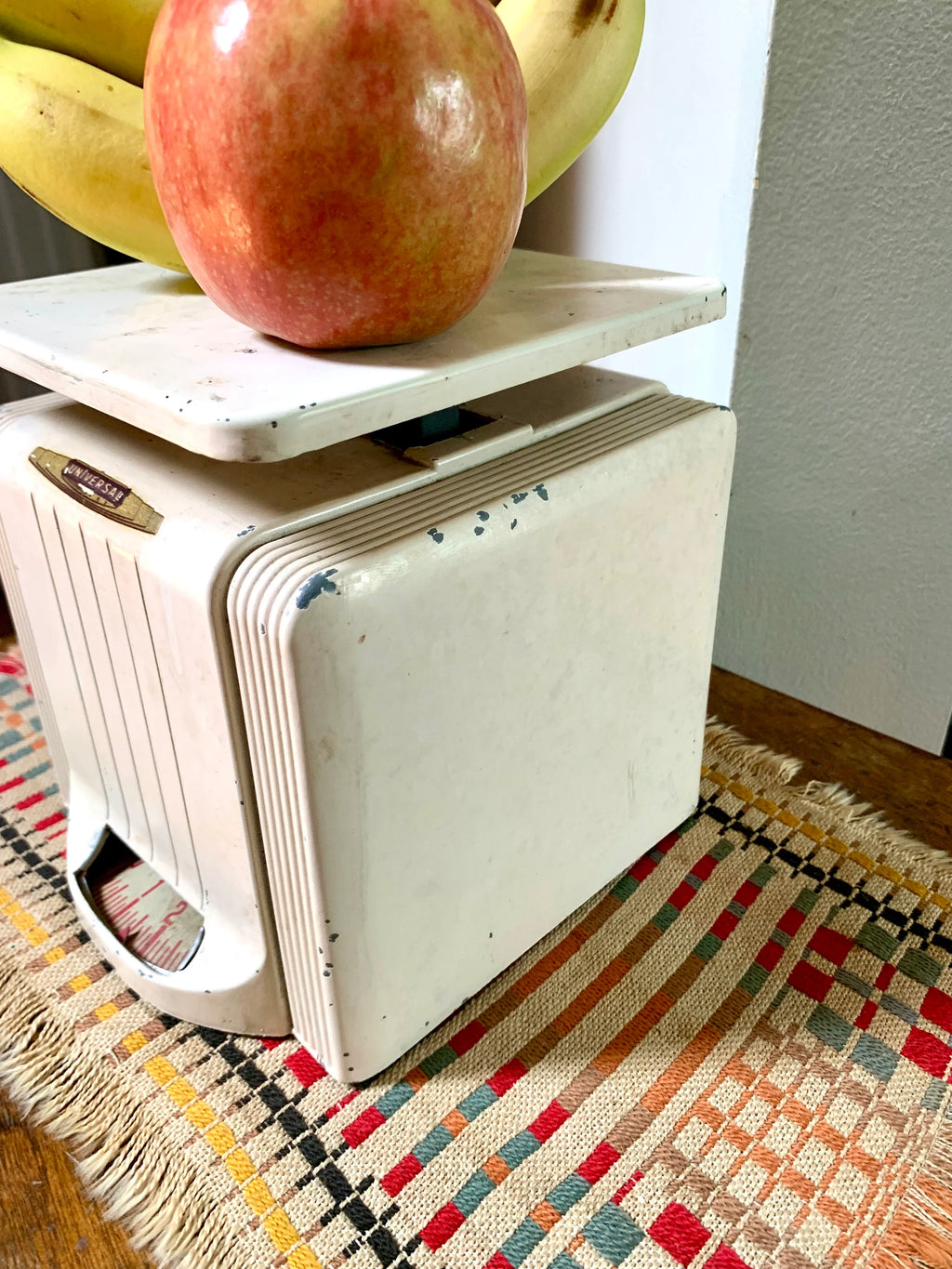 Vintage Universal Kitchen Scale | Art Deco Kitchen Scale | Rustic White Landers, Frary & Clark Scale | Distressed Art Deco Kitchen Scale